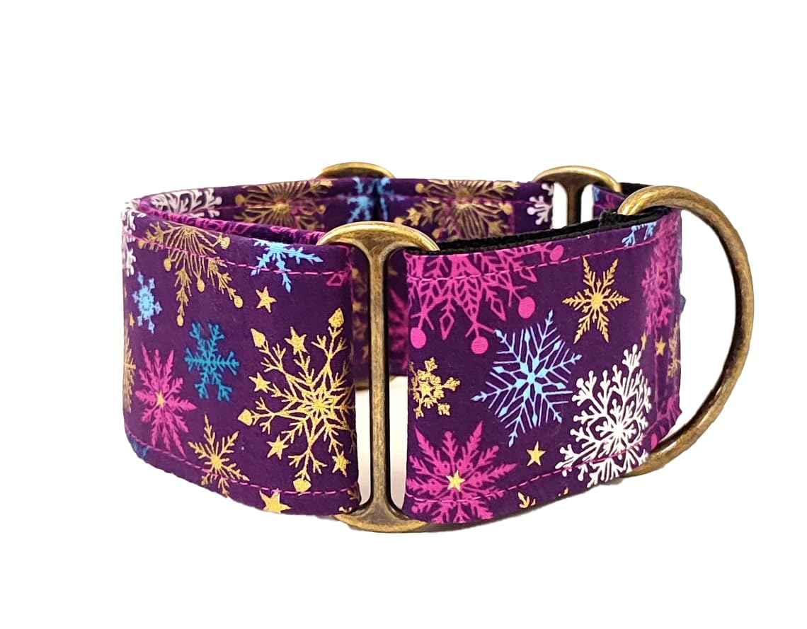 Collar Martingale Para Perro: Let It Snow Magenta, Hecho a Mano en España por Wakakán