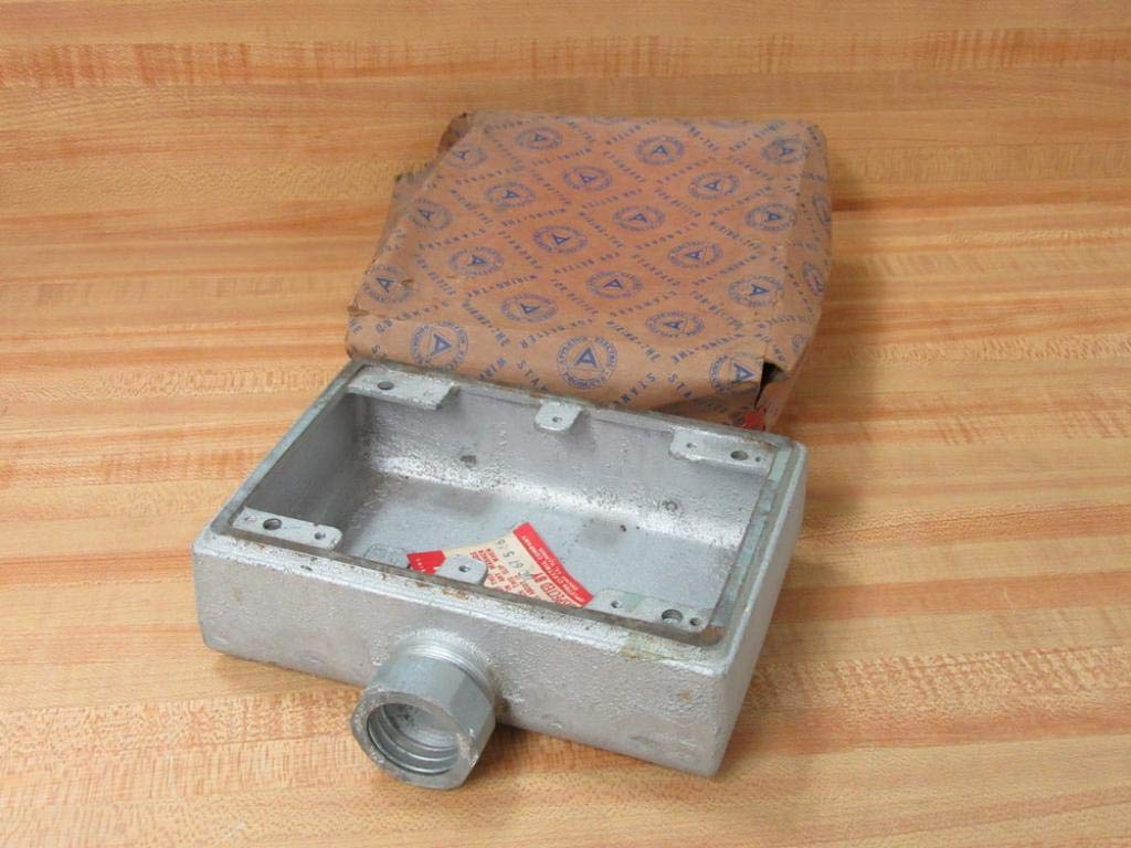 Appleton FS-3/4 3 Gang Unilet Body 3/4"