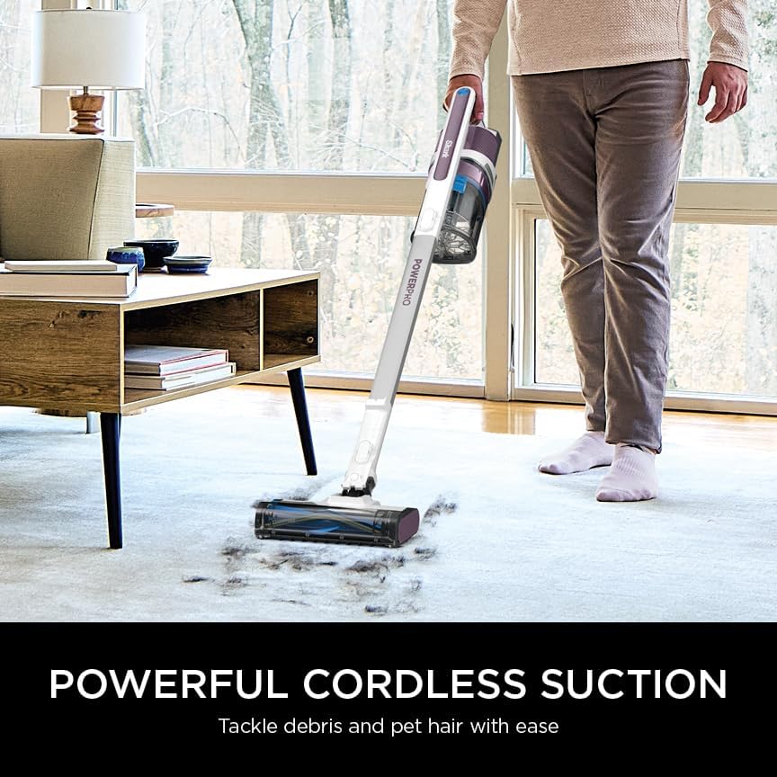 A close-up of the Shark PowerPro's innovative FloorDetect and Anti Hair Wrap floorhead.