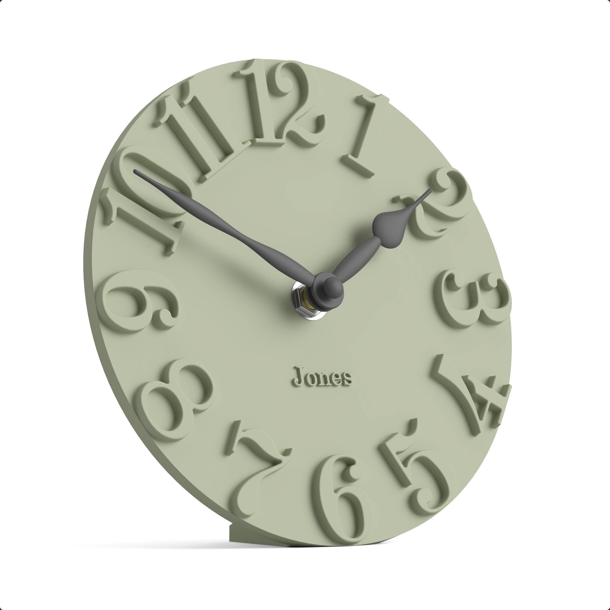 Jones Clocks® Hampstead Orologio da scrivania | Autonomo | Verde salvia | Eleganti numeri modellati in rilievo | Ideale per mensole, camino, soggiorno, ufficio domestico o comodino