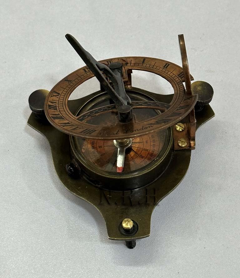 Brújula de latón sólido con reloj solar de 2.5 pulgadas miniatura 4