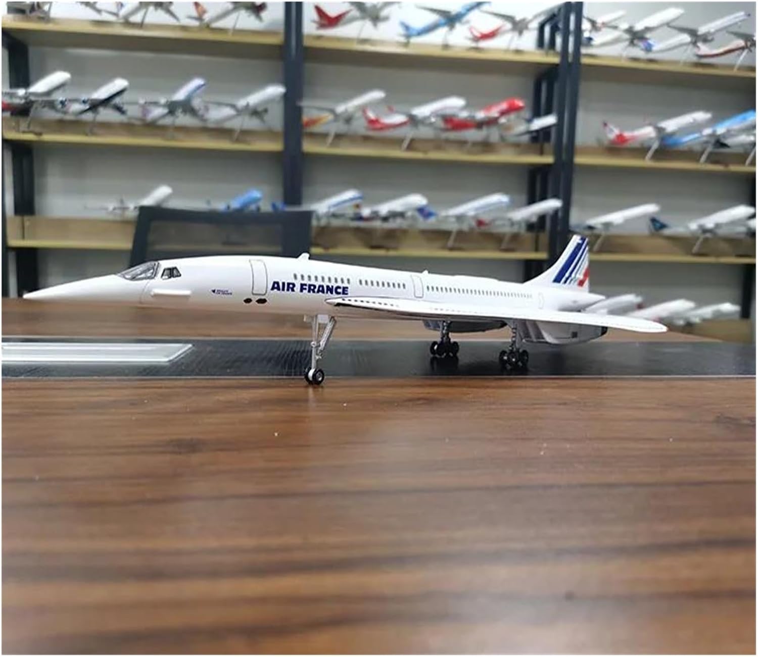 48CM for Dieacst Collectible Plane Concorde Air Force One Model Resin Airframe Aircraft Gift Scale Metal Airplane(White B)