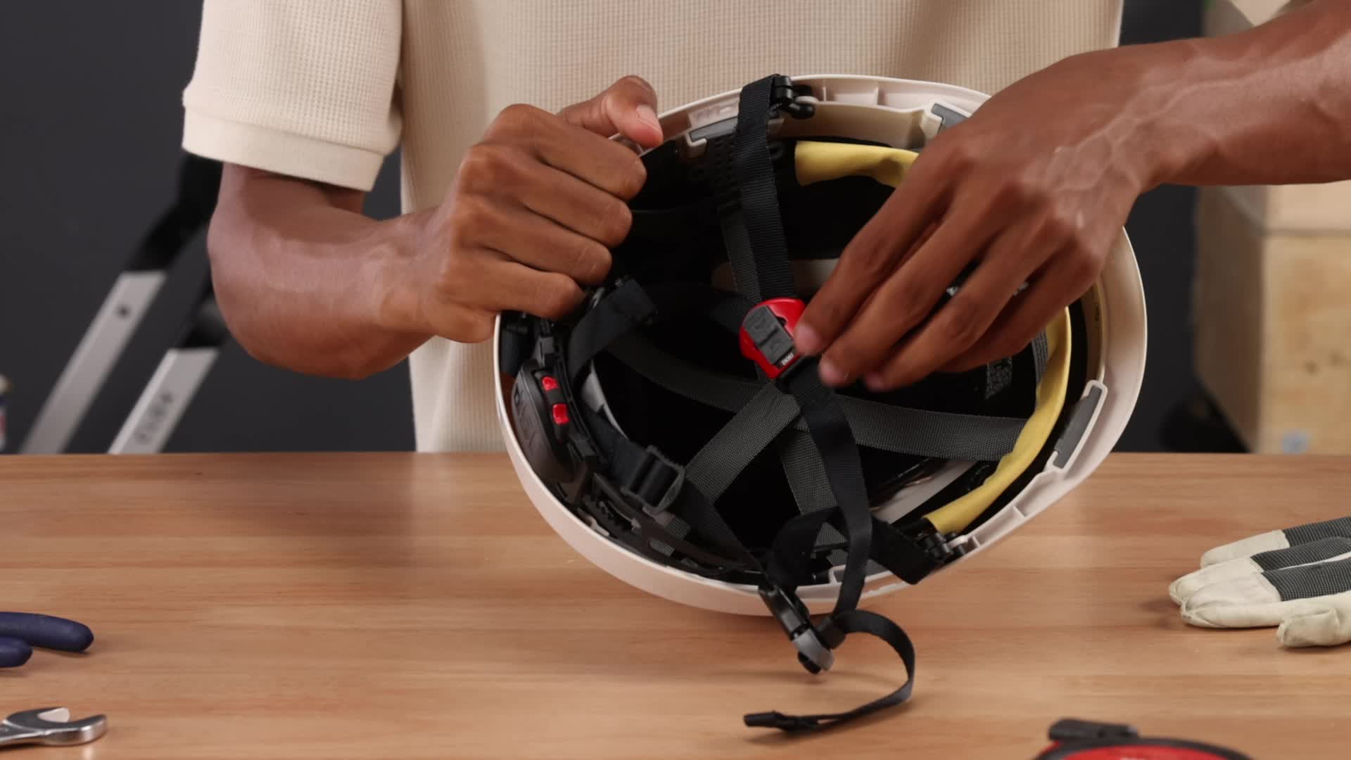 JSP EVO5 Dualswitch Industrial Safety & Climbing Helmet Black Vented Js Aks270 001 100 Disc R - View #6