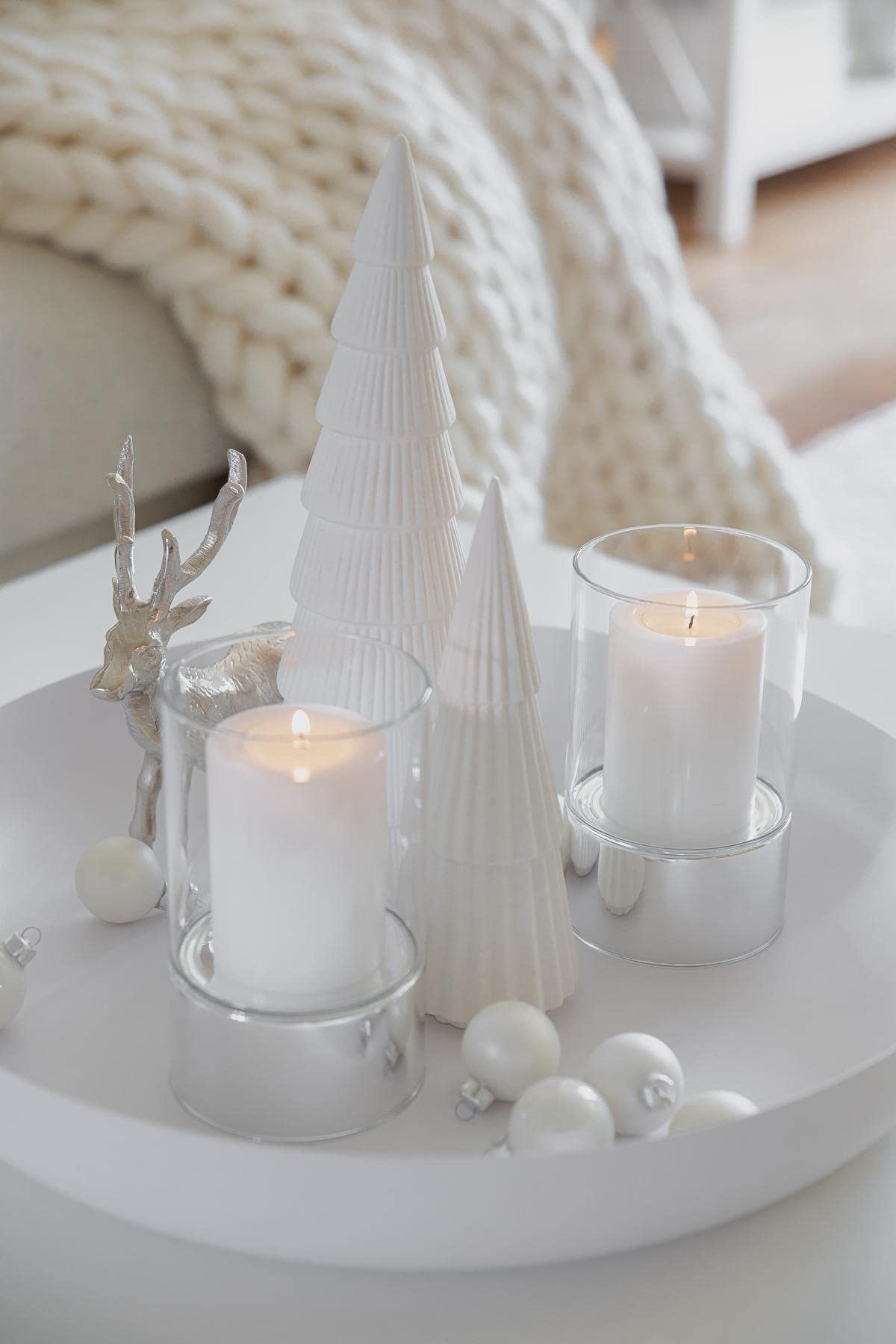 EDZARD set di 2 lanterne Granada (H 15 cm, ø 9 cm) in vetro monoblocco, base silver-look, indoor ed outdoor, per candele fino a ø 8 cm, ideale per la candela permanente Cornelius di Edzard