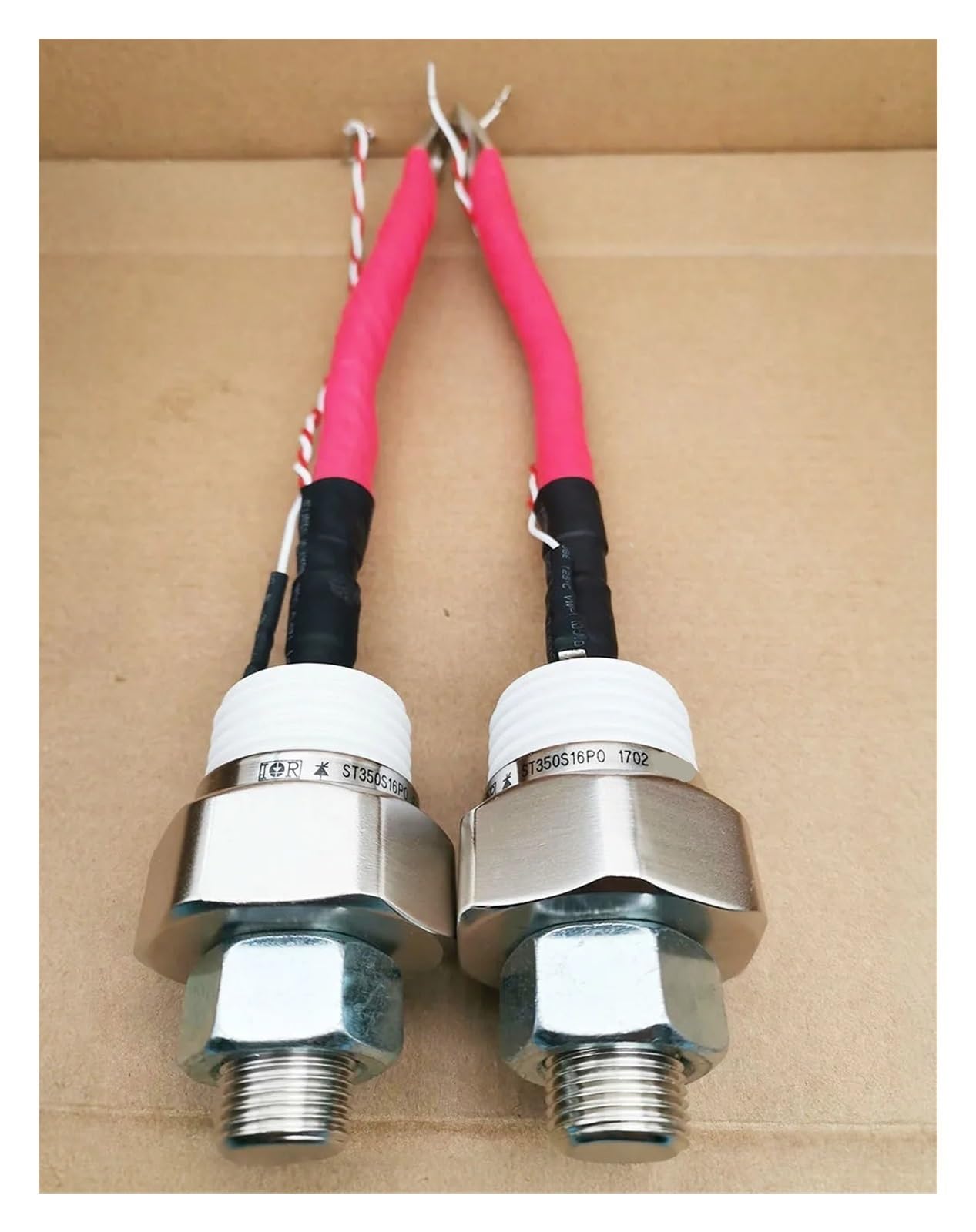 LEOTNNDQ 1pcs T350S16P0 Thyristor