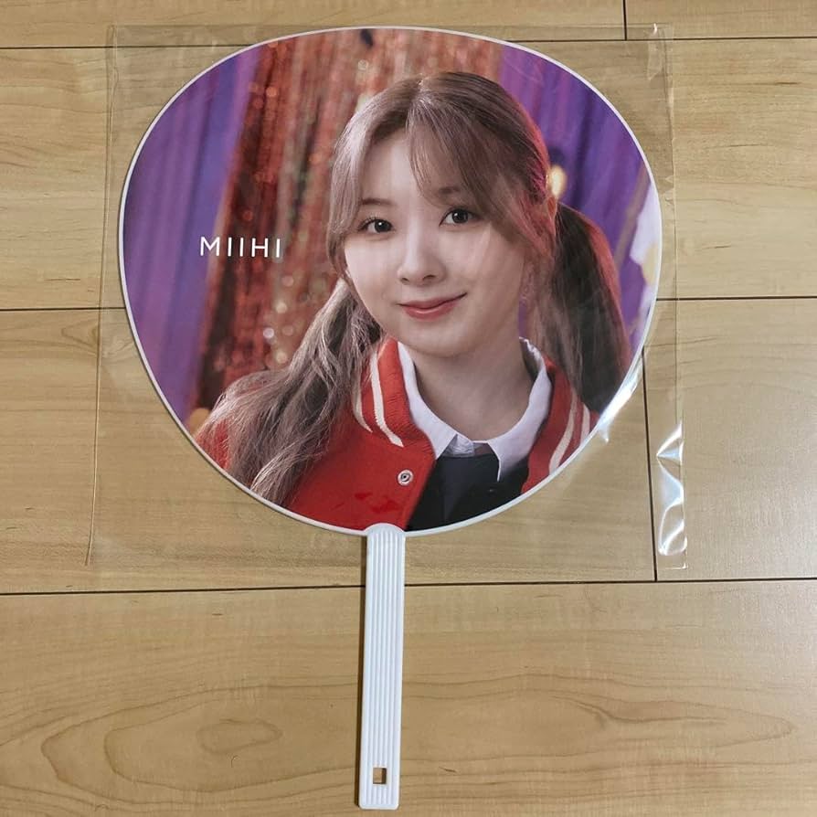 Niziu☆ミイヒ☆うちわ Amazon.co.jp: ミイヒ うちわ NiziU ファンミ : ホーム＆キッチン