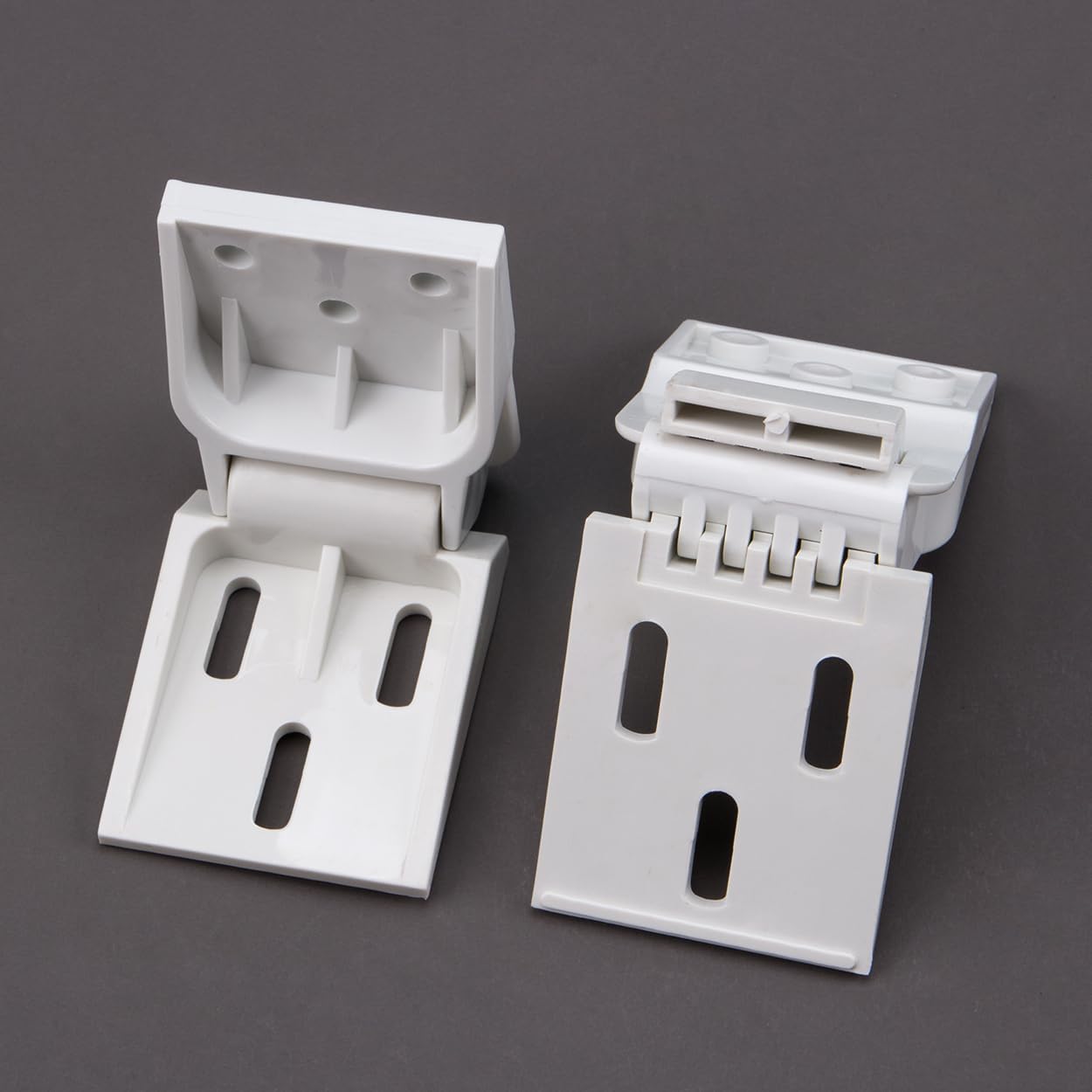 ZORZA 3Pcs Universal Chest Freezer Door Hinge Replacement with Screws 3-Hole Design Easy Installation for Foldable Freeze Display & Storage Cabinets Hinge Supports 95-110° Opening image 5