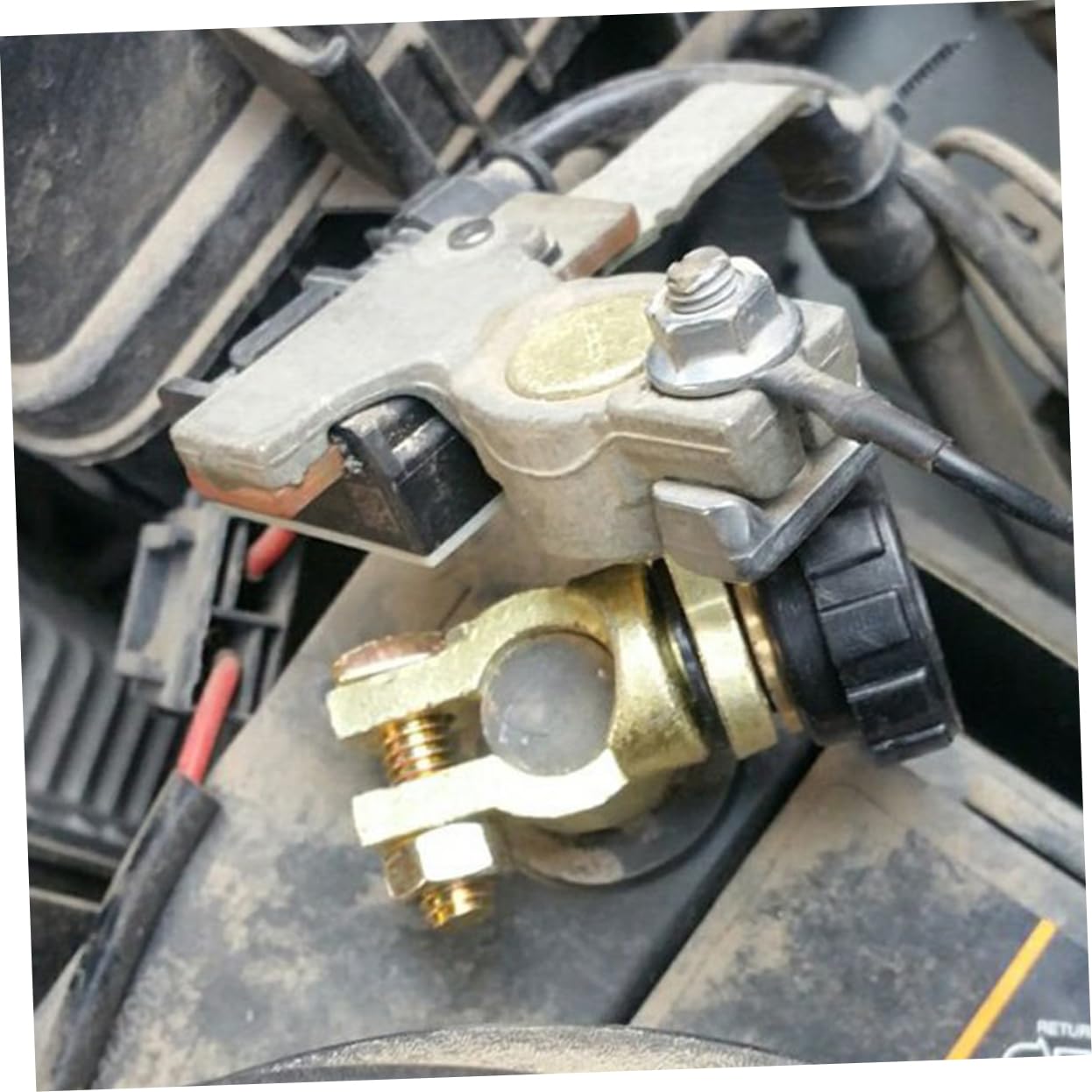 HOLIDYOYO Battery Disconnect for Car 300a Car Battery Cut Off Switch Vehicle Switch