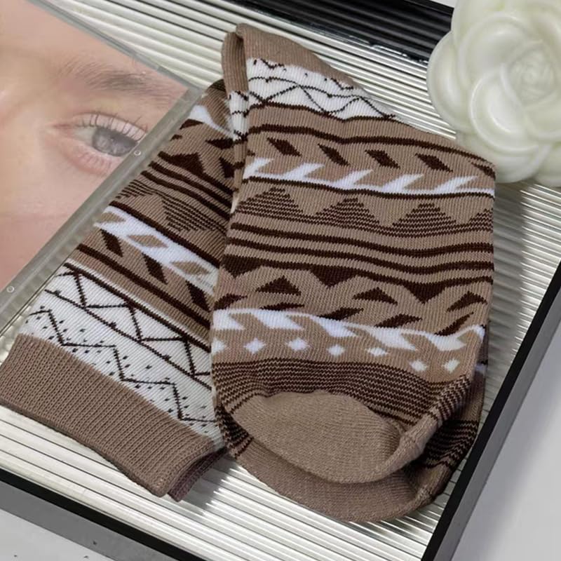 6 Pairs Men's Argyle Comfort Crew Socks - Arch Support, Breathable Fabric, Soft Toe Seam for Daily & Outdoor Wear4