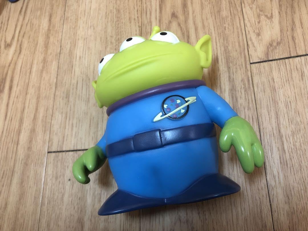 Amazon.co.jp: げ可リトルグリーンメン 等身大フィギュア1体 : おもちゃ