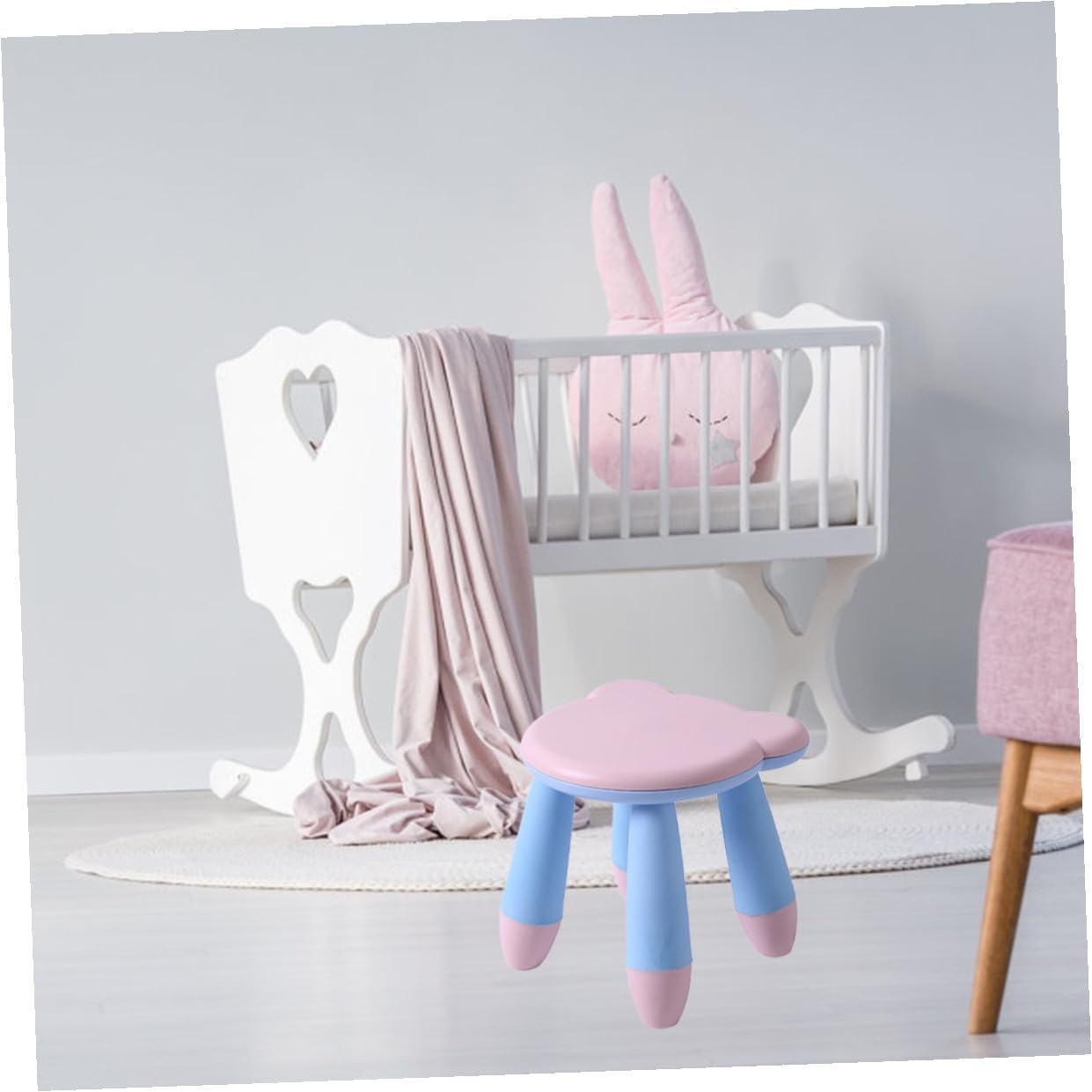 FUOYLOO Cartoon Non-Slip Plastic Stool, Thickened Small Sitting Footstool with Cute Bear Design, Anti-Skid Shoe Changing Stool for Home and Kindergarten, Pink