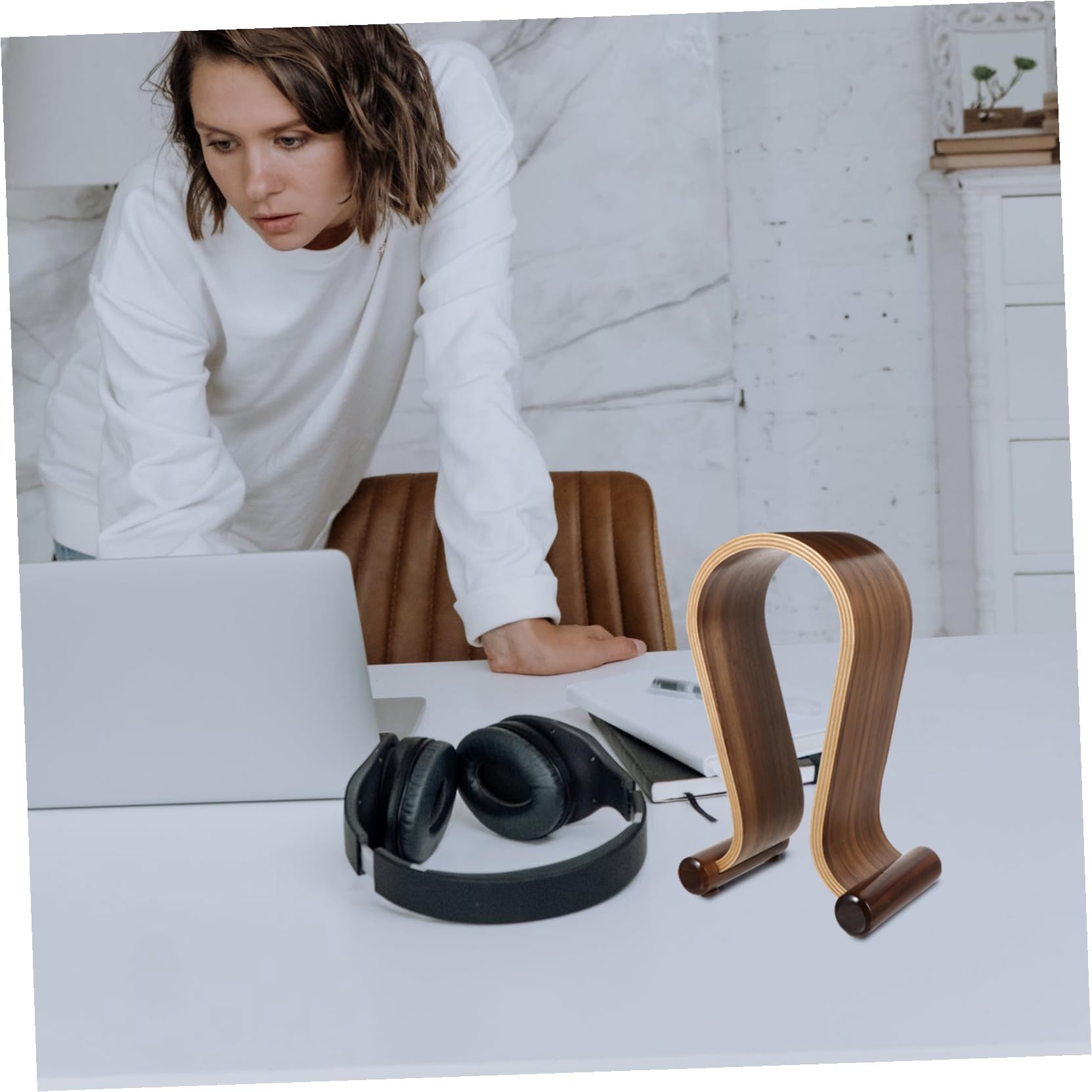 BESPORTBLE Supporto per Cuffie in Legno di Resistente Portacuffie da Scrivania Compatto e Stabile per Auricolari e Headset Gaming Organizer per Spazio Ordinato