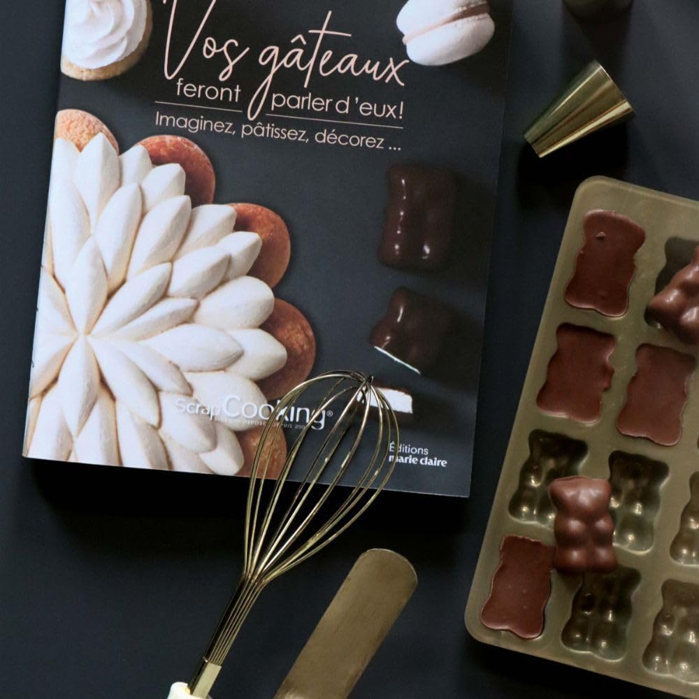 Scrapcooking Set di pasticceria: libro, spatola, frusta, boccole e stampo