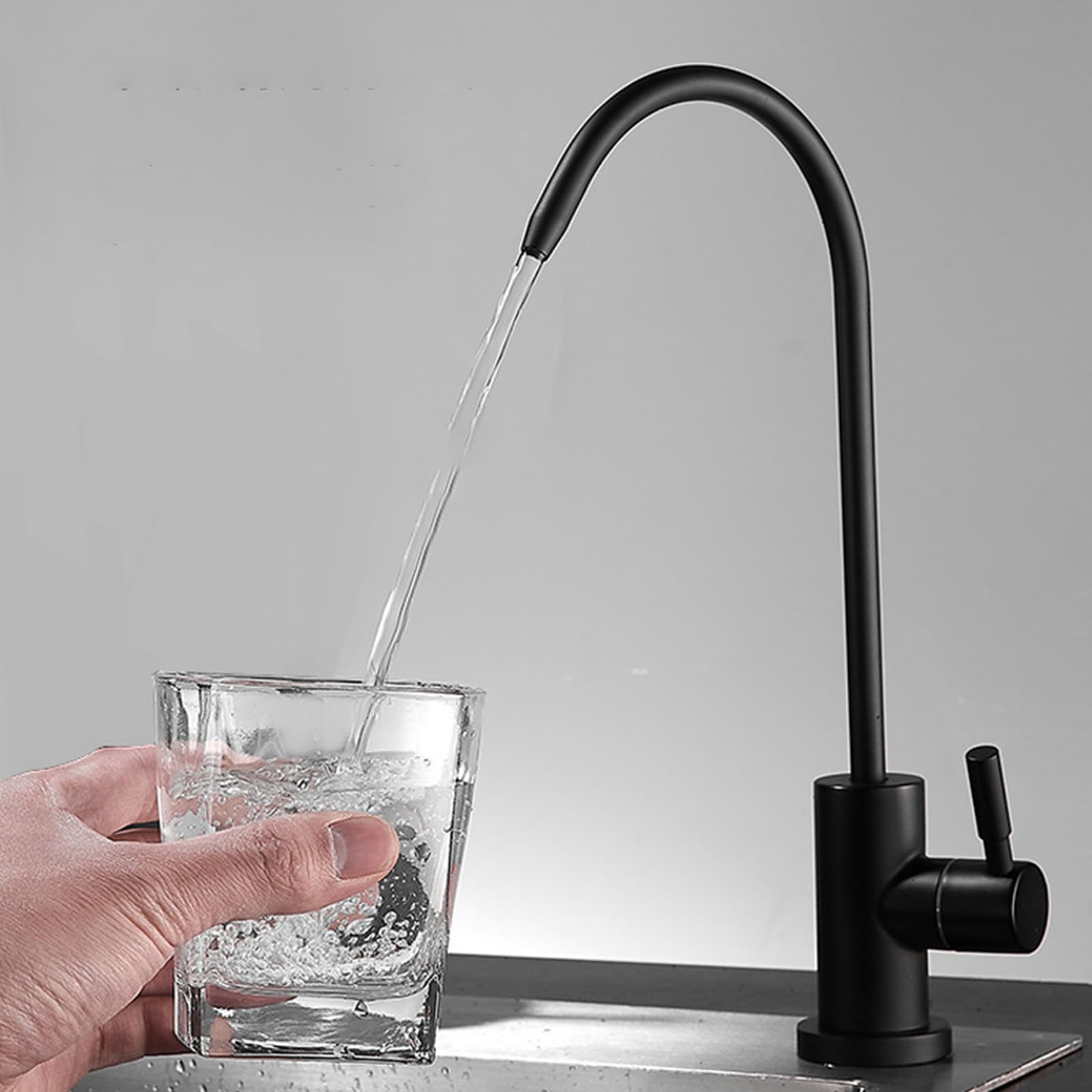 360° Rotatable Black Kitchen Faucet - Filtered Drinking Water Tap Durable Sink Mixer Ideal for Sinks and Cold Use