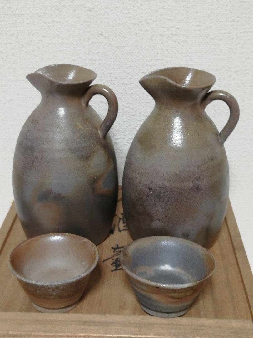 中国 大清乾隆年製款 青花紅釉盛上雲龍文 長顎瓶 M R8285B 2025年最新