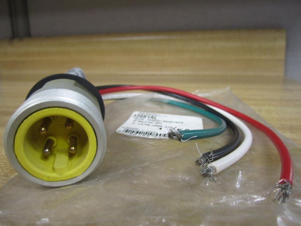 Brad Harrison/Daniel Woodhead 32681AL Quick-Change Receptacle 856685