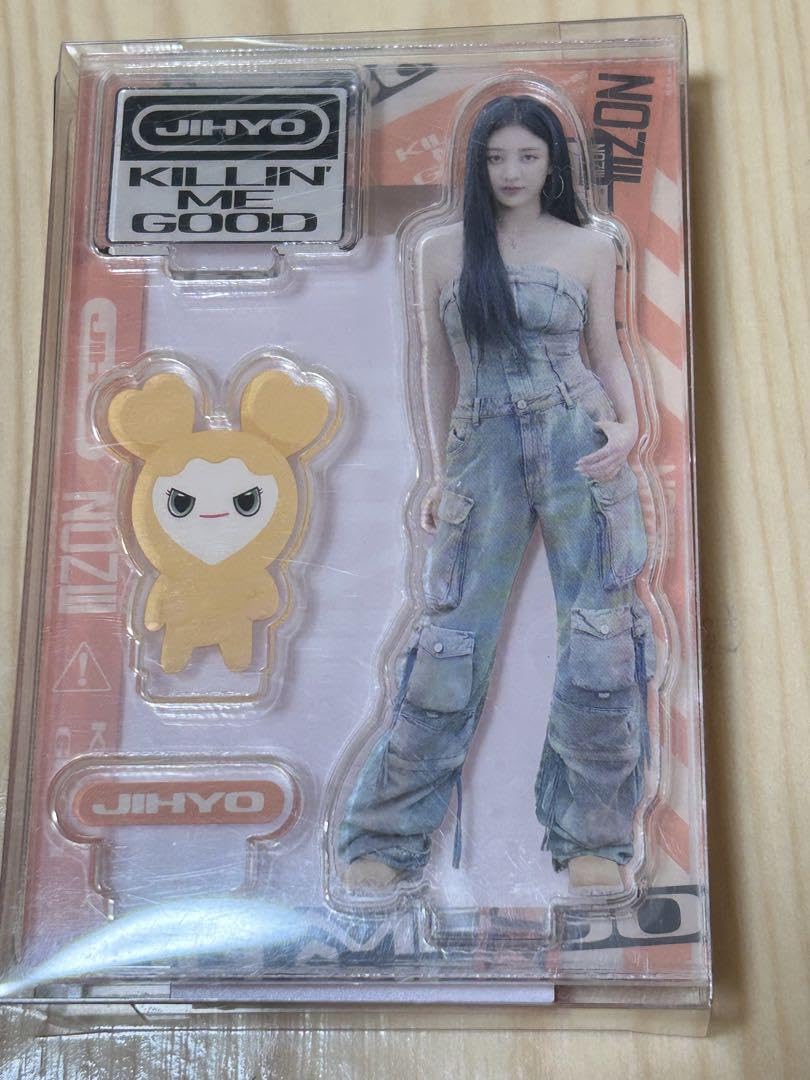Amazon.co.jp: TWICE Jihyo ZONE OFFICIAL MERCH Acrylic Stand : Toys