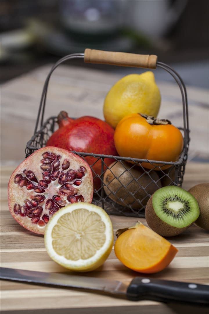 Punica granatum 'Mollar' 80-100 cm - Granatapfel, rote Früchte, Erntezeit September-November, ideal für Kübel, winterhart, pflegeleicht