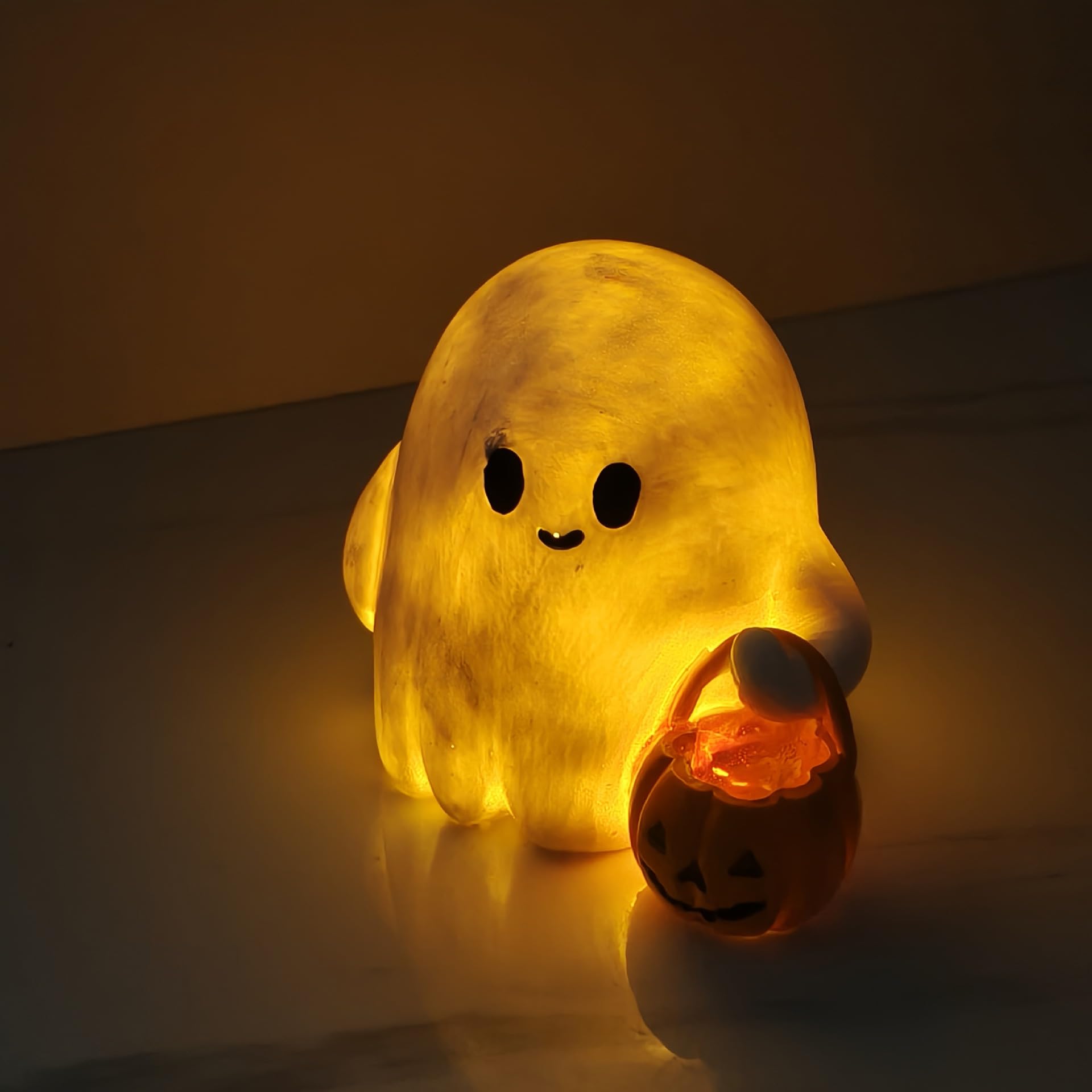 Cute Ghost Reading Book Lamp, 2025 New Cute Halloween Ghost Night Light, Halloween Decor 3D LED Light Up Ghost Night Light for Bedroom Table Shelf Spooky Warm Figurine Lamp Gift for Readers ﻿ ﻿ (A)