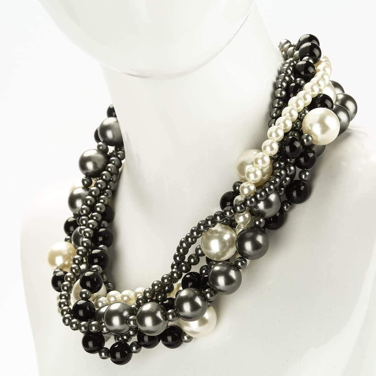 We We Chunky Beaded Necklace for Women Big Heart Bead Necklaces Large Statement Beads Choker Neck Costume Jewelry Summer