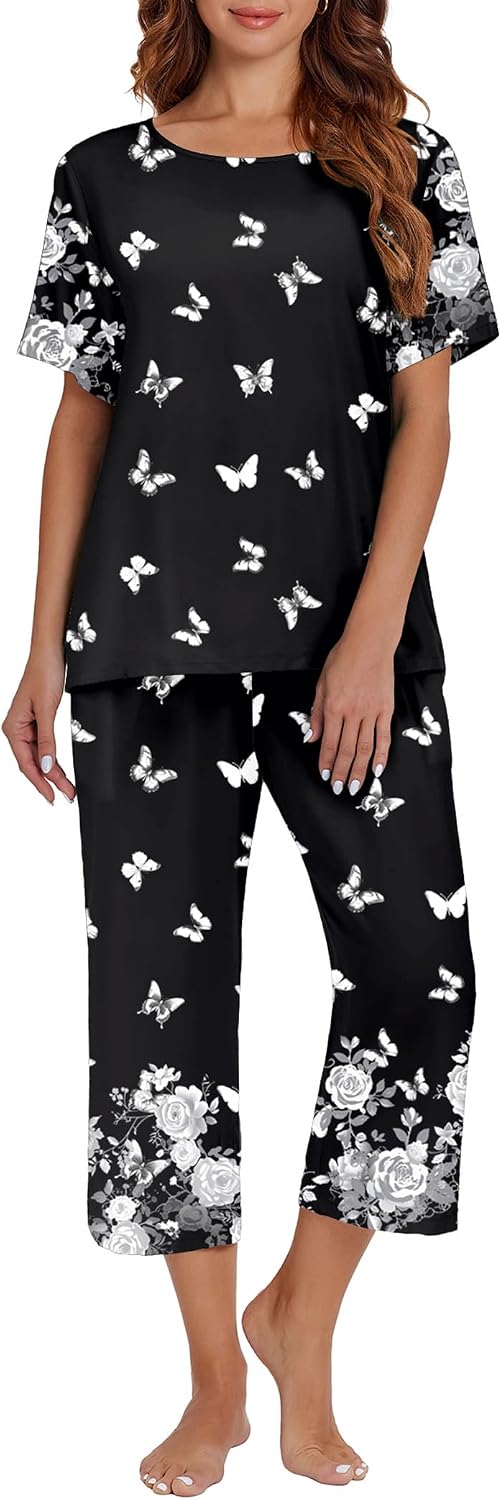 Ekouaer Womens Pajama Set Short Sleeve Shirt Capri Pants PJs with Pockets
