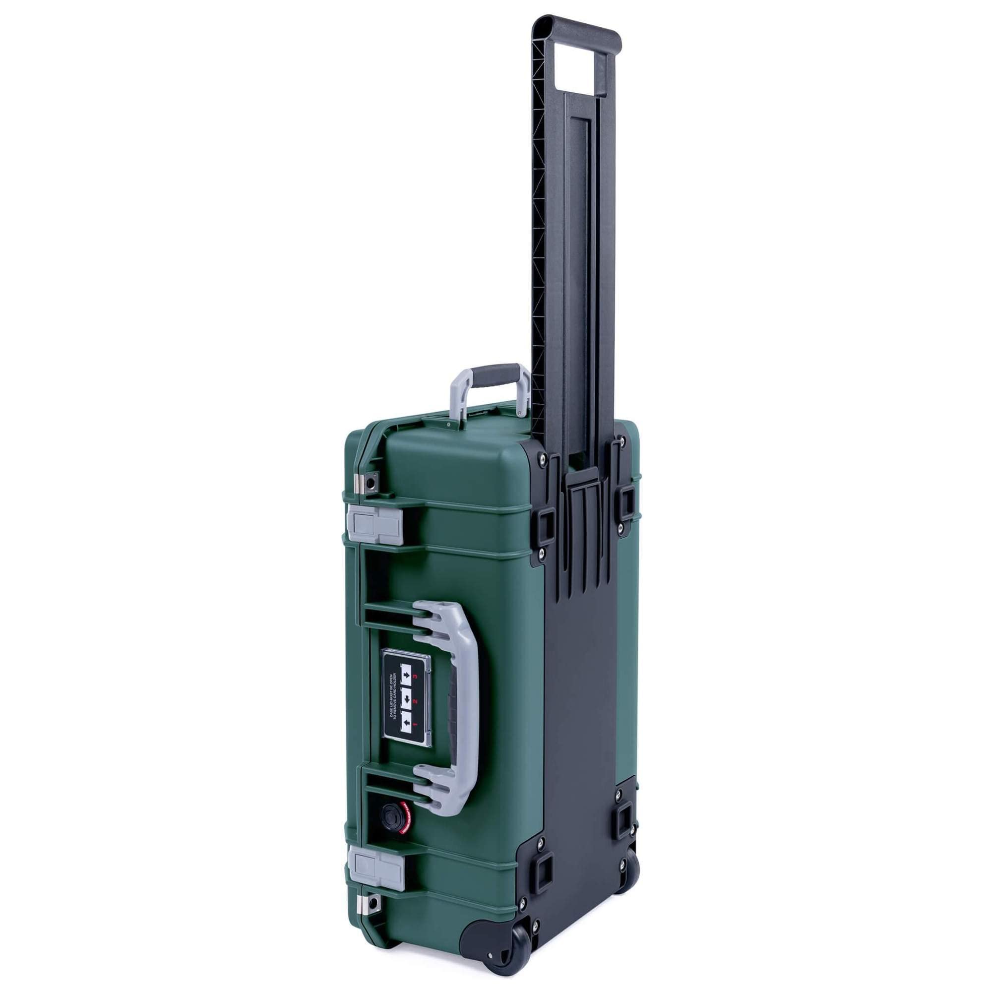 Pelican Color Case Trekking Green & Silver Pelican 1535 Air case. with Foam.