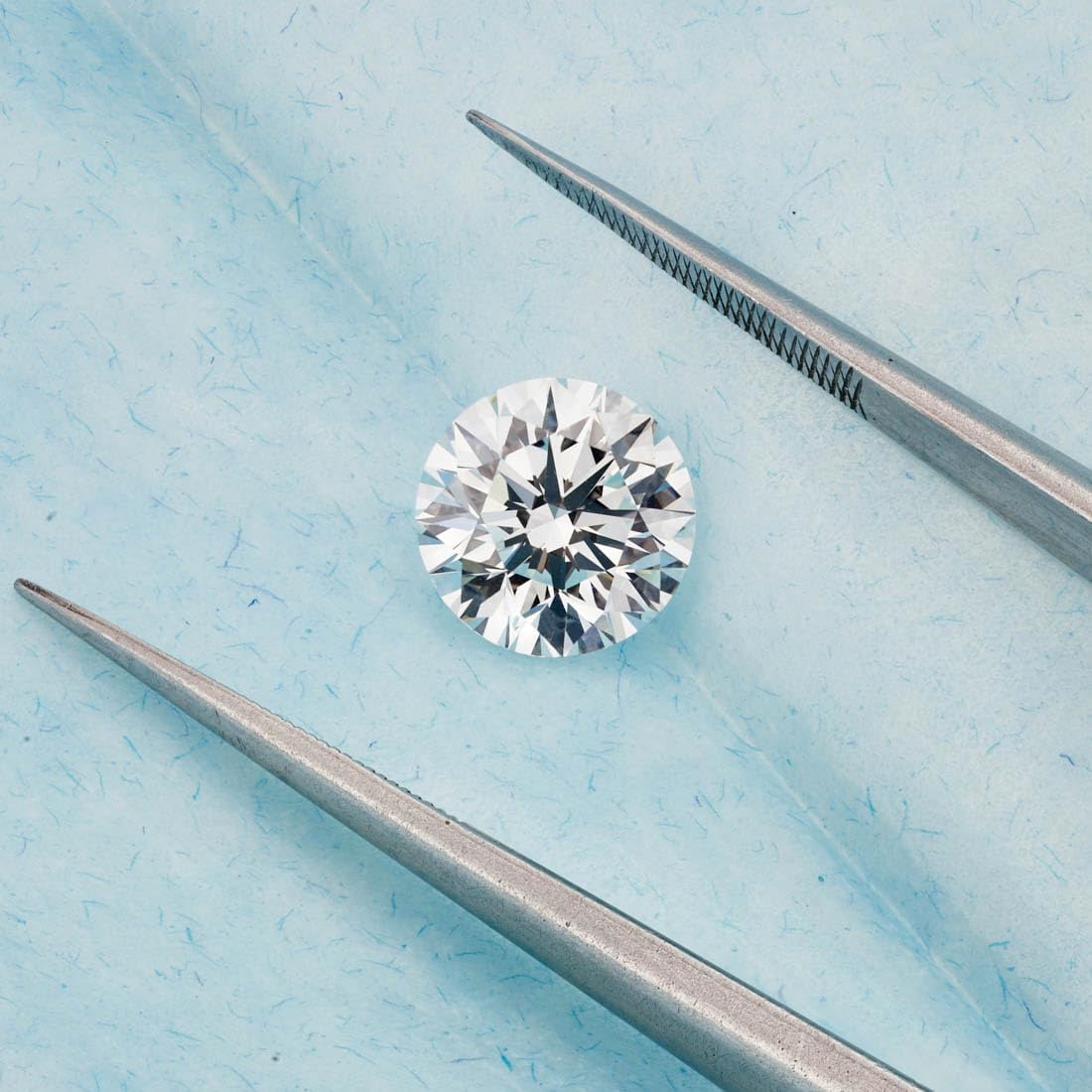IGI Certified 1 to 3 Carats Loose Lab Grown Diamond Round Shape, E-G Color, VVS1 to VS2 Clarity, Excellent Cut