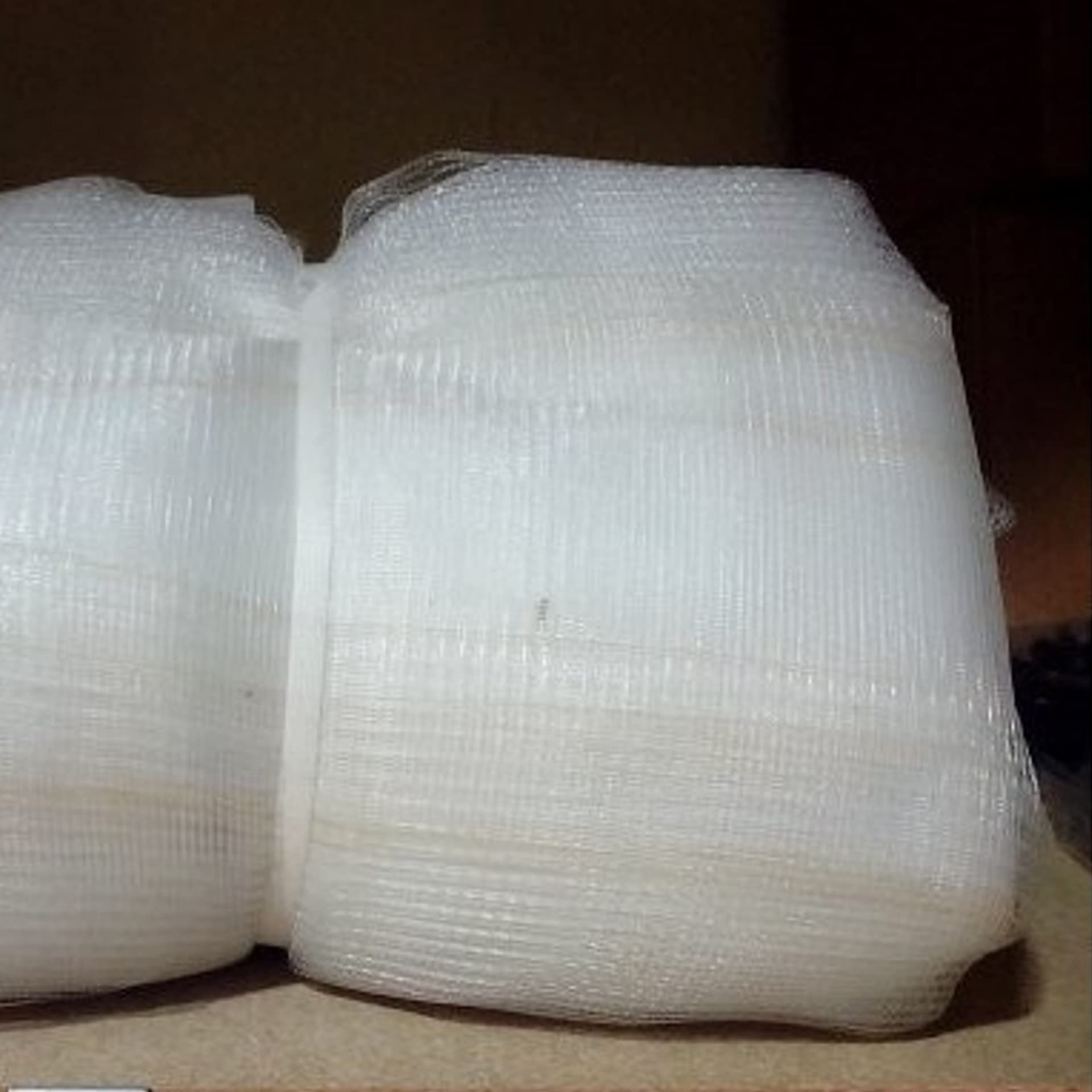 BricoLoco.com Malla antigranizo para huerto. Red para Proteger del pedrisco y el Granizo Cultivos, huerto, jardín o árboles. (4,5x12 MTS.)