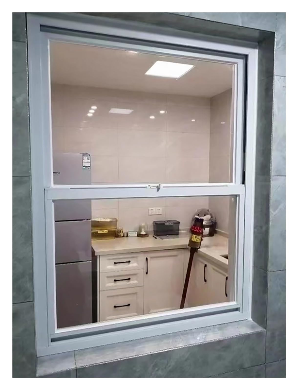 PEYNIR Finestre Finestra scorrevoli Finestre scorrevoli Verticali in Alluminio Bianco, Cucina/Bagno/Soffitta Finestra di Ventilazione con Vetro Trasparente e zanzariera, Finestre(W71cm x H98cm)