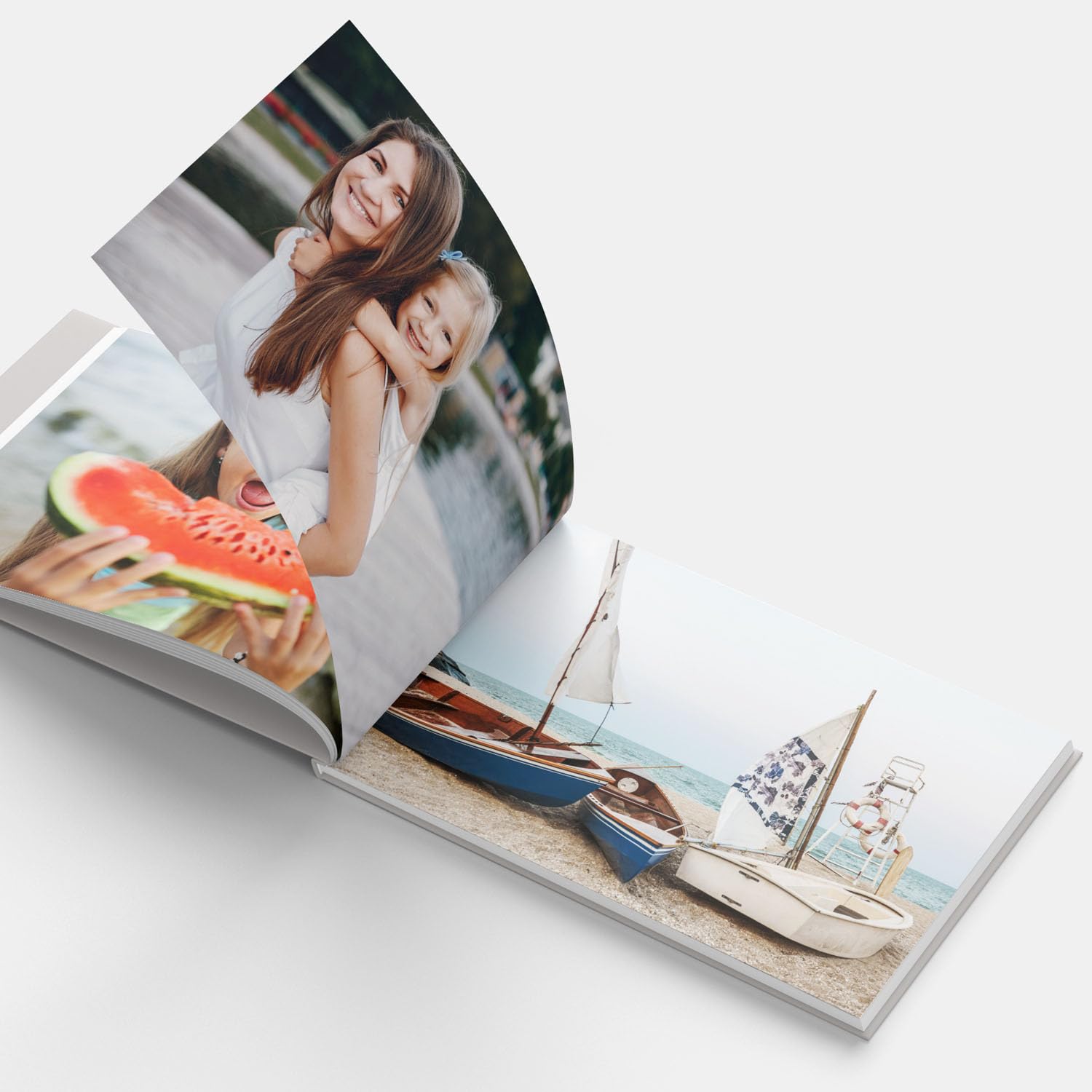 Crear álbum de fotos personalizado en línea Tapa dura - Exclusive, 26 páginas Verticales 20,5x29 cm Crea tu propio álbum digital de fotos con tus propias imágenes perfecto para vacaciones, Navidad