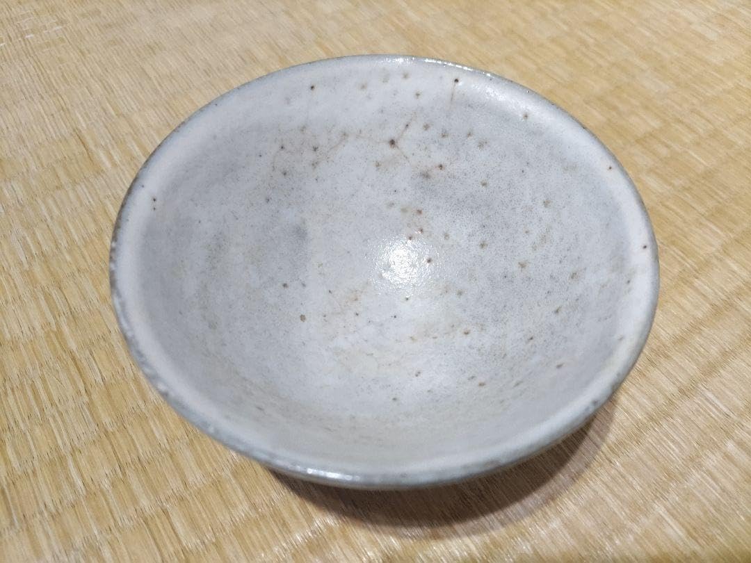 美しい古美術◾️蔵から紺色のアザミの花が描かれたステキな雰囲気の夏茶碗？が出て来た 美しい古美術◾️蔵から紺色のアザミの花が描かれたステキ