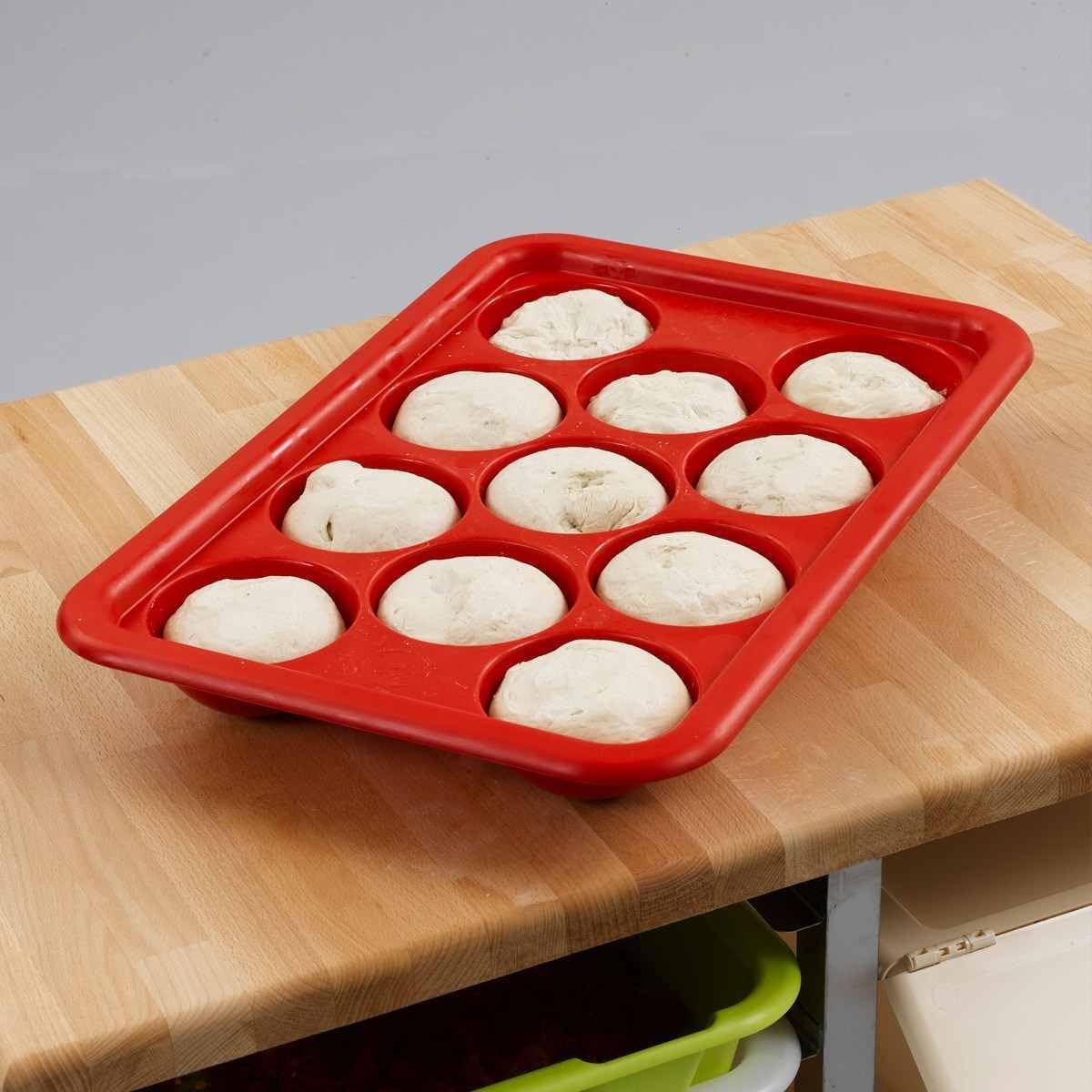 Truffly Made ALVEOPIZZ® Pizza Dough Proofing Tray – 11 Cavities – Red with White Lid - Professional Quality