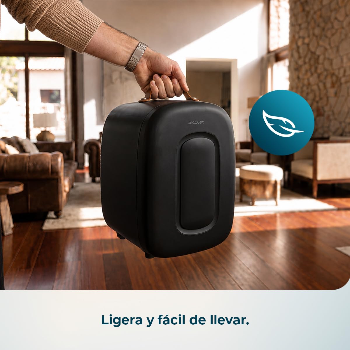 Cecotec Mini Frigorífico Bolero MiniCooling 4L Capri Black. Funciona a 12V y 220V, Ideal para Coche y Caravanas, Función de Enfriamiento y Calentamiento, Rango de 7 a 50 Grados, Fácil Transporte