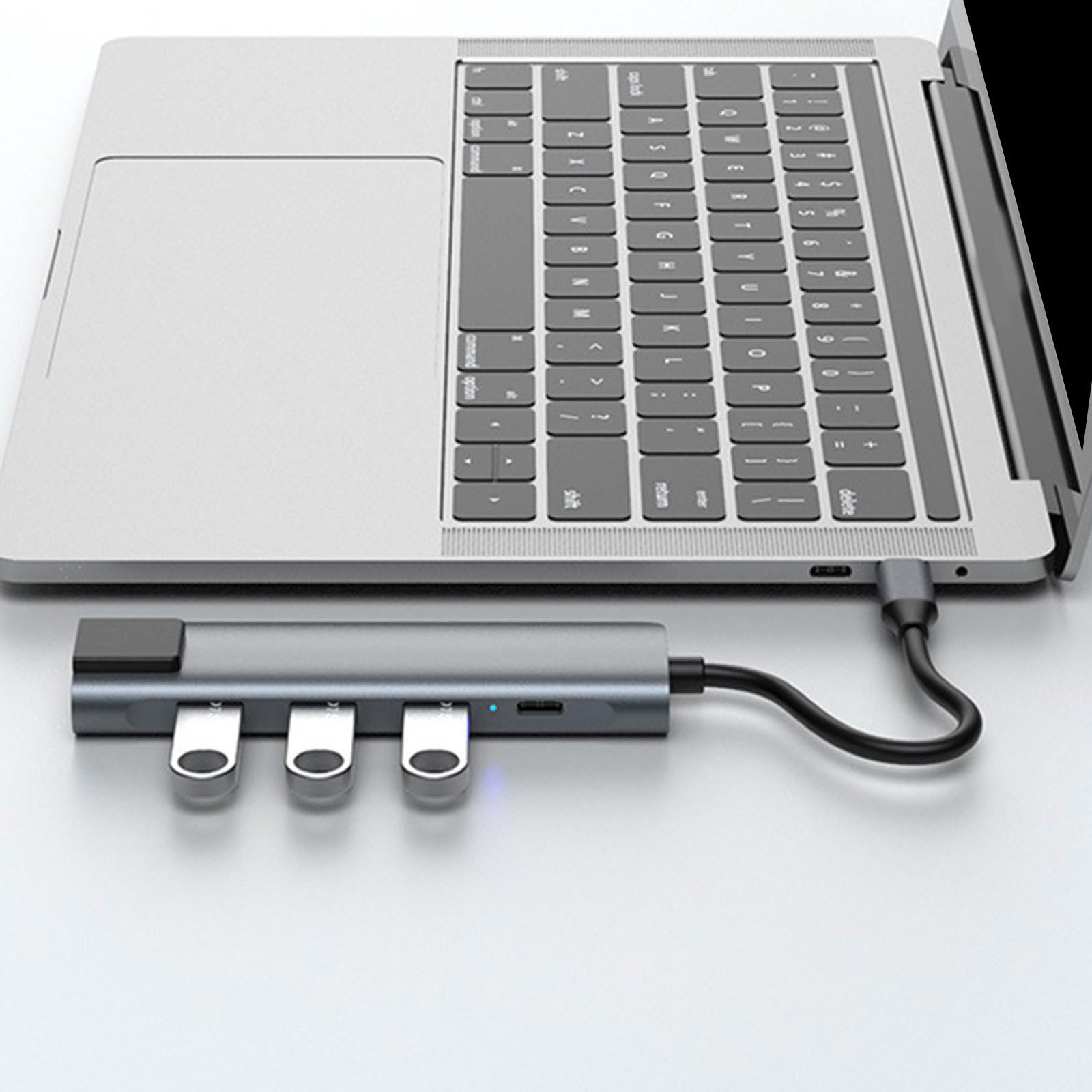 Hub Type-c 5 in 1 in Metallo con Ricarica Pd3.0, Porte USB 3.0