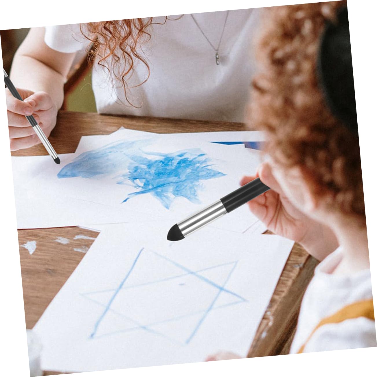 SEWACC Art Supplies Kit: 2pcs Sketch Erase Pens Erasers Blending Sticks Sponge Pads for Fine Art Sketching Easy to Use