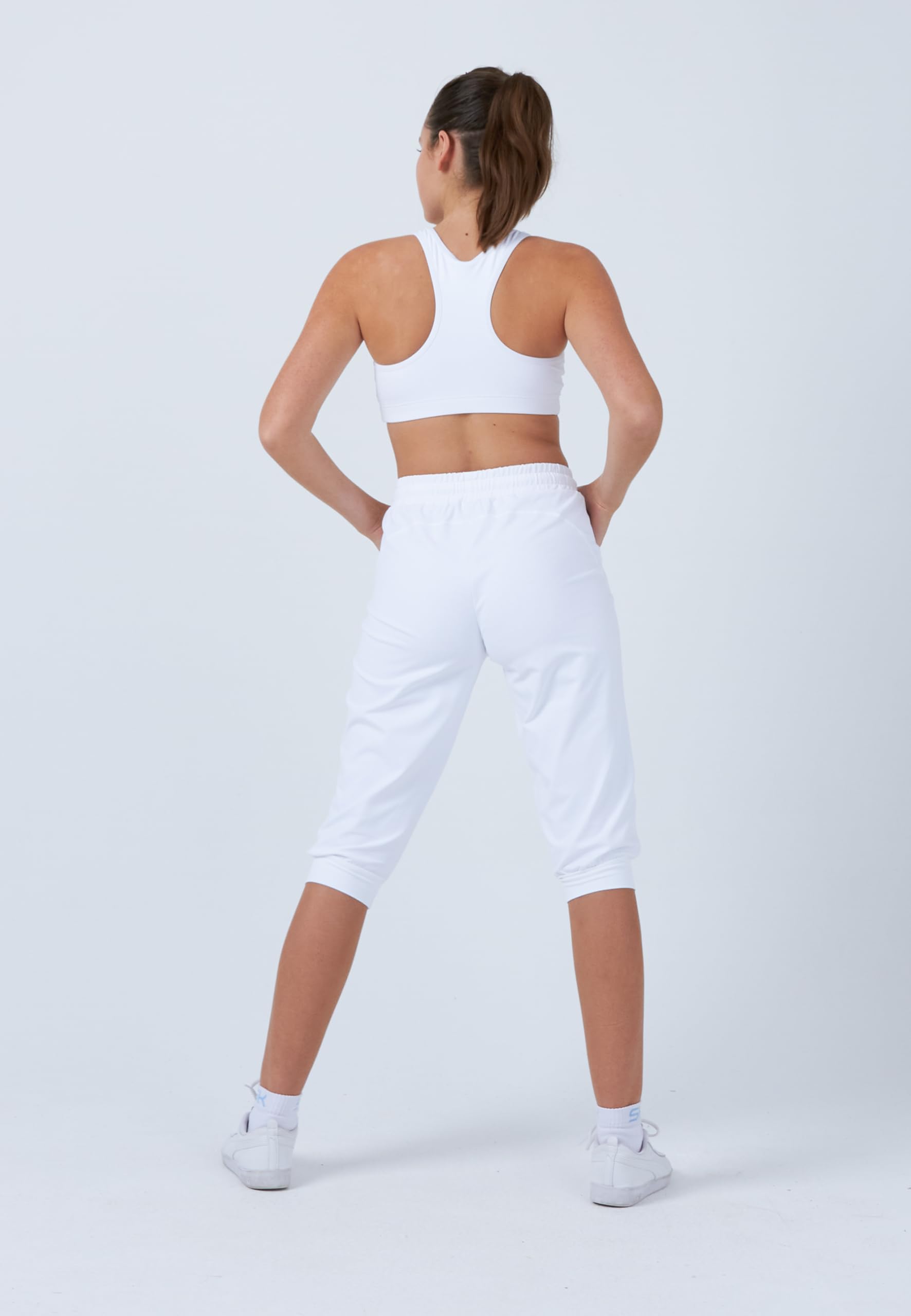 Sportkind Mädchen & Damen 3/4 Jogginghose mit Bündchen & Taschen, atmungsaktive Sport Caprihose ideal für Yoga, Tennis, Fitness