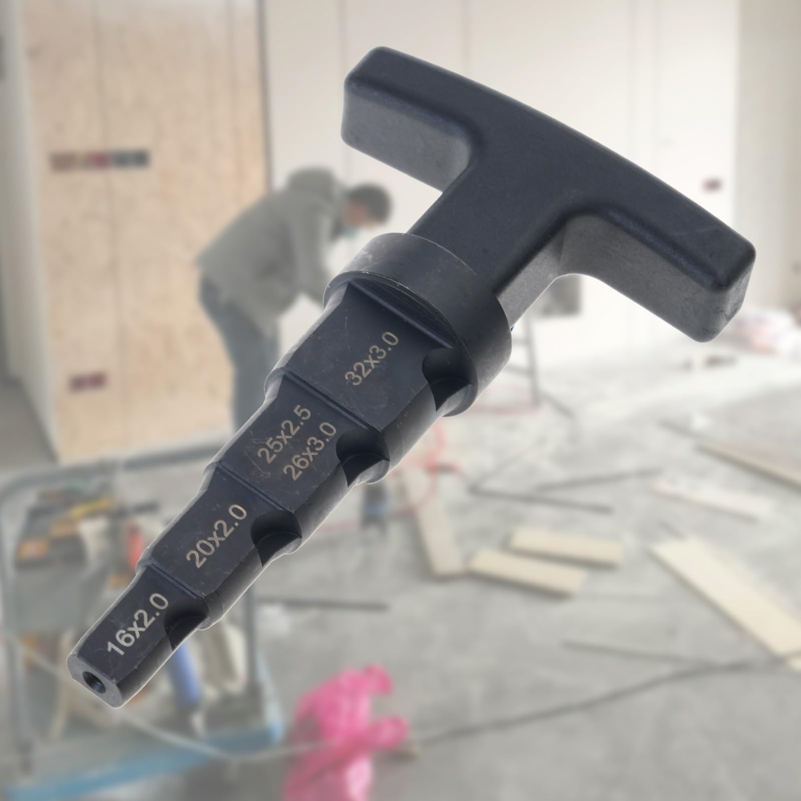 Strumento di sbavatura per tubi interni, cricchetto multistrato 4 in 1 con alesatore di calibrazione rotante per metallo da 16-32 mm, svasatore professionale per sanitari