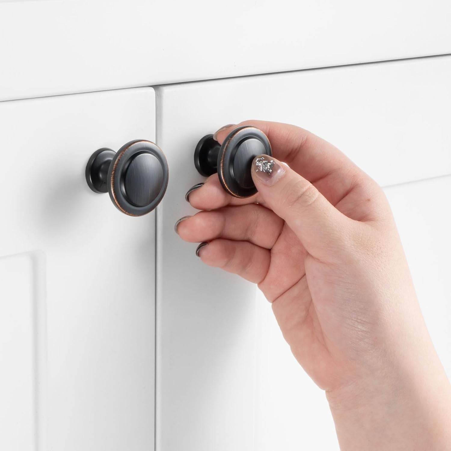 Pack of 10, Oil Rubbed Bronze, Round Kitchen Cabinet Knob ZK2209 | Classic Pull Handle, Solid Hardware for Drawer, Dresser, Bathroom, Vanity, Furniture Door, Cupboard, Diameter: 1-1/4 Inch