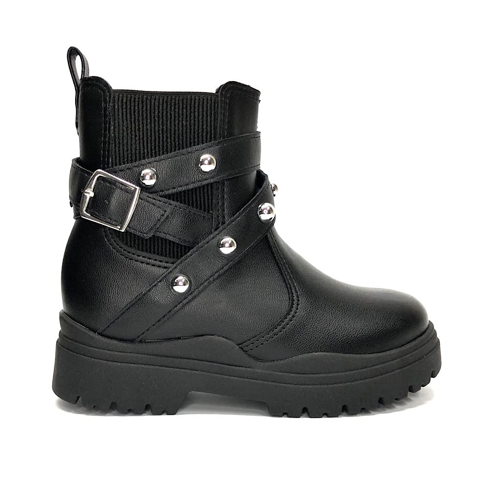 Bota Cano Curto Infantil Menina Molekinha 2179.202 Preto em promoção! Veja a oferta e mais achadinhos de Botas & Galochas Infantis 8 Hoje é o melhor dia para comprar Bota Cano Curto Infantil Menina Molekinha 2179.202 Preto com aquele preço maroto! Promoção! Aproveite a oferta! 8