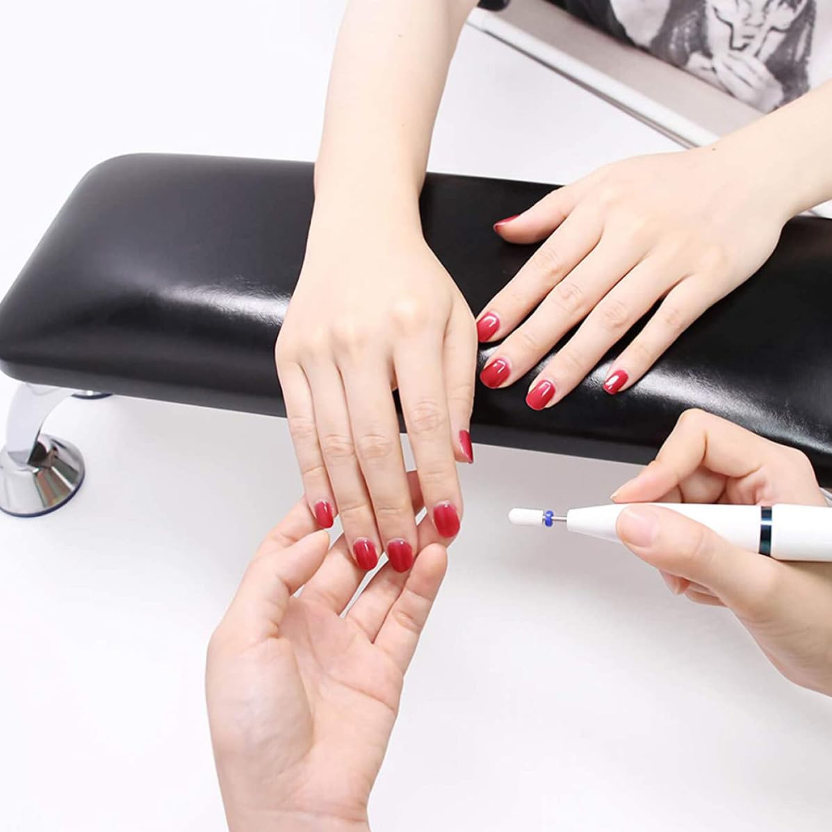 Cuscino Pratico Microfibra in Manicure Nero Poggiamano e Accessorio Resistente, Protegge Dalla Polvere Tavolo Salone Unghie e Uso Personale