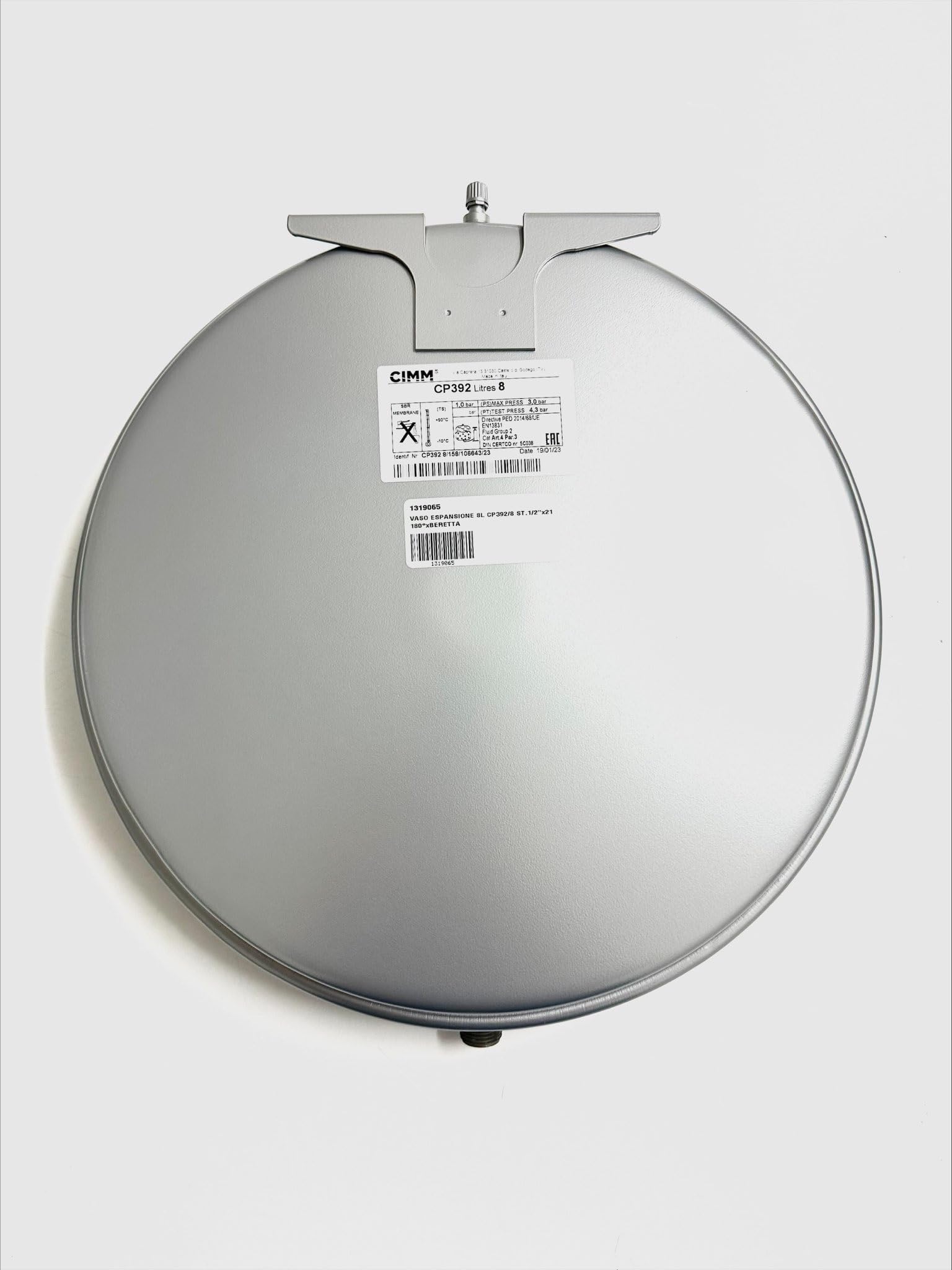 Vaso Espansione per Caldaie Murali Circolare Piatto 8 Litri Diametro 39,2 cm Attacco 1/2"x21 Valvola 180° con Staffa