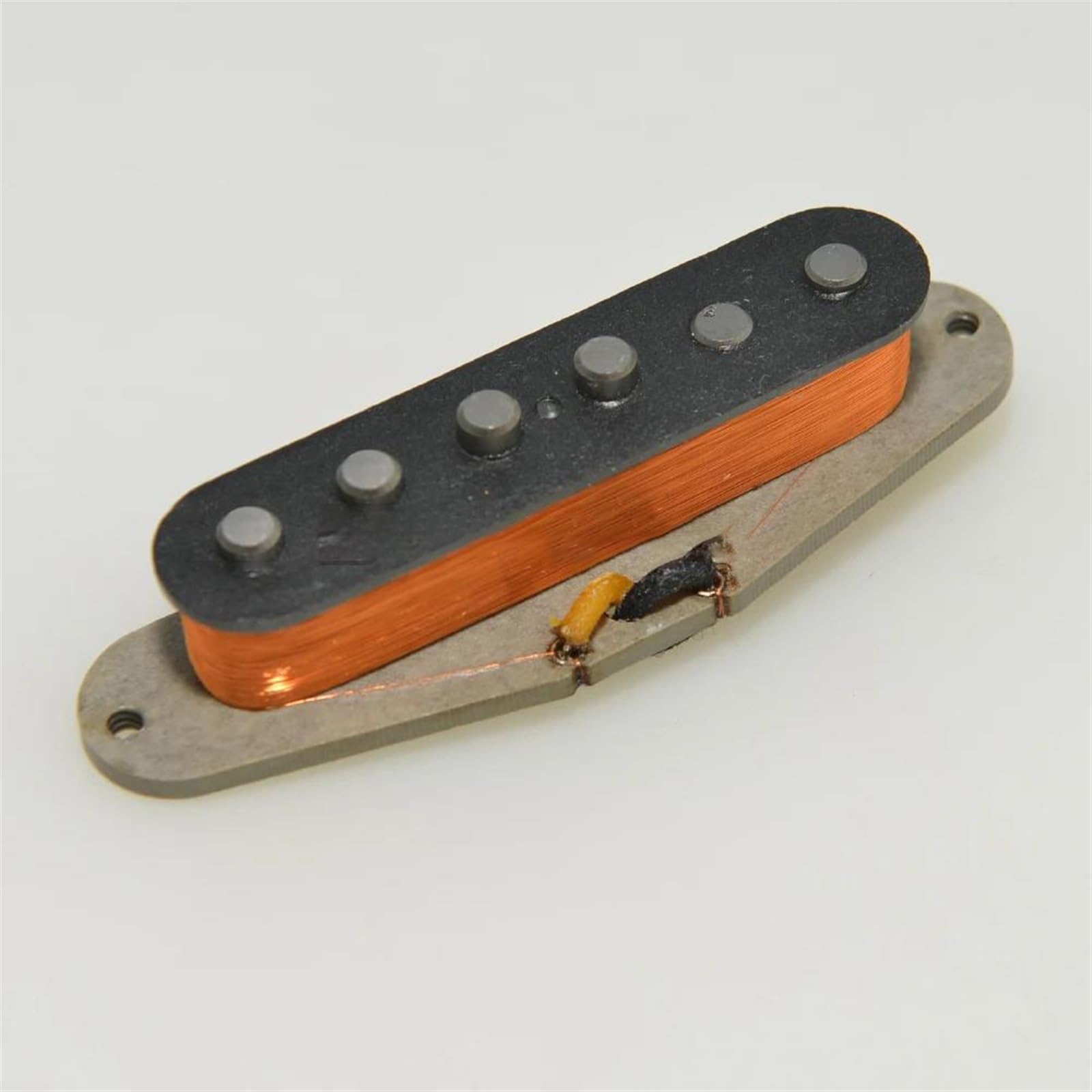 Do Przetwornika Gitary Elektrycznej ST SSS Alnico 5 Single Coil Stagger Pole Pickup(Yellow)