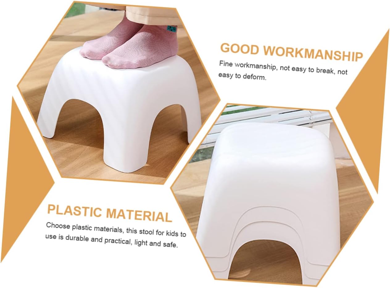 ULTECHNOVO Childrens Non Slip Stackable Plastic Footstool Lightweight Safety Seat with Side Handle for Bathroom Bedroom Living Room Use