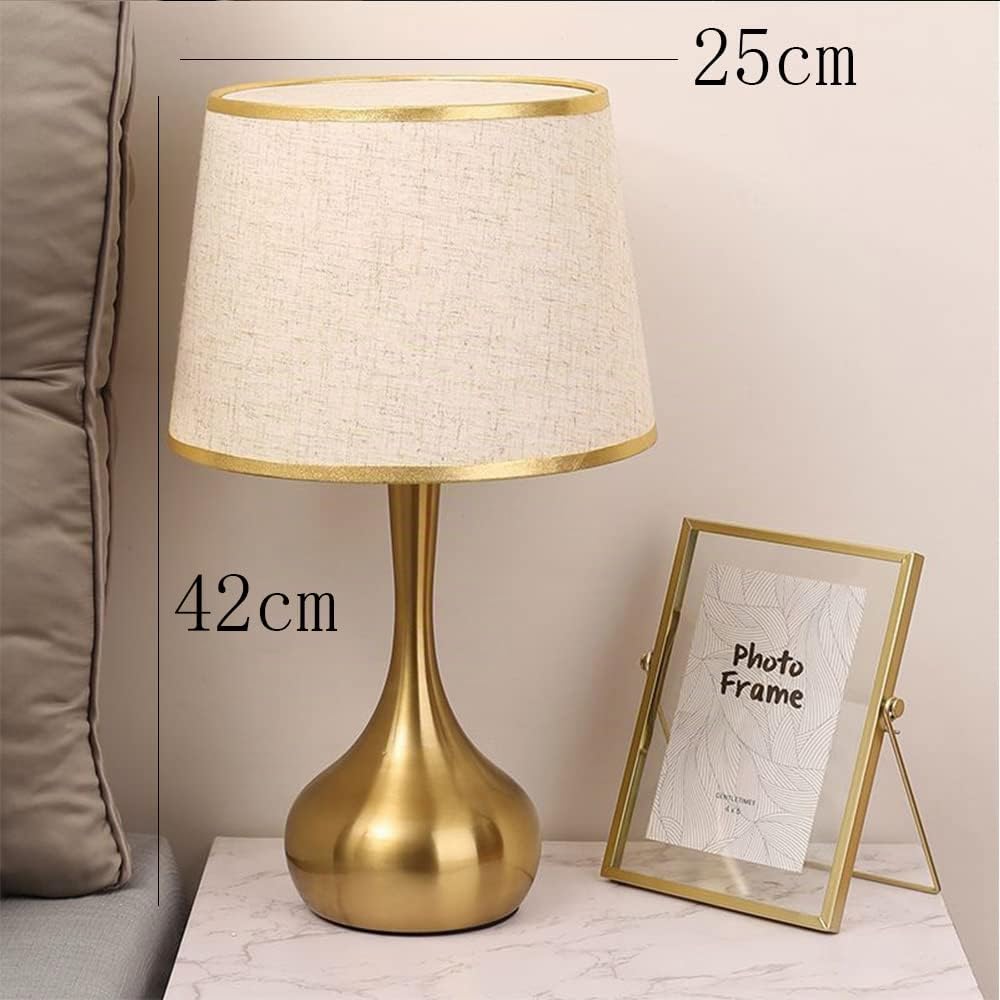 Lampada da Tavolo Oro in Metallo Satinato e Paralume in Tessuto Bianco Luce con Attacco E27 e Paralume in Stoffa Dorata Lampada da Comodino E27 Lampada da Scrivania Soggiorno Camera da Letto (Bianco)