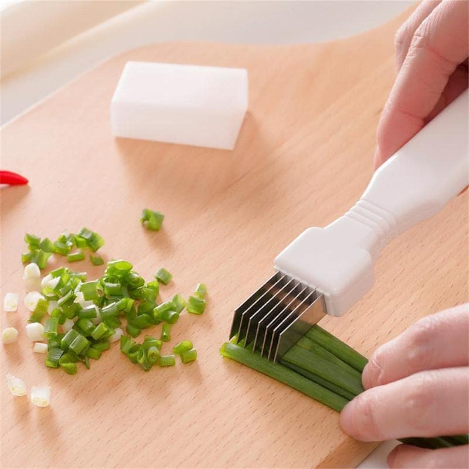 SOLDOUT Onion Cutter Graters Multifunction Garlic Tomato Knife Vegetable Shredders Slicer Kitchen Cooking Gadget