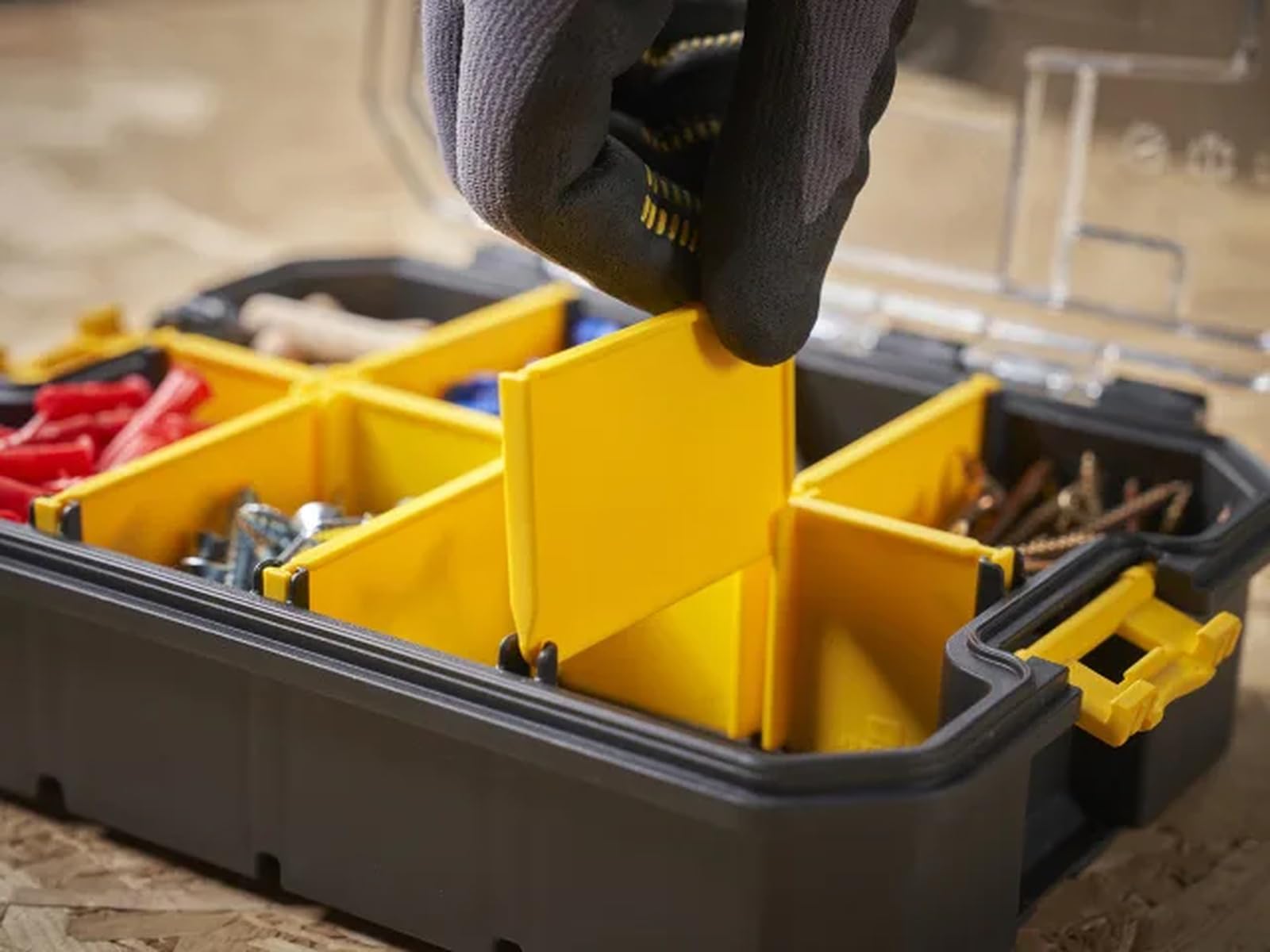 STANLEY® FATMAX® PRO-STACK™ zestaw organizerów – zestaw 3 szt., 1 duże i 2 małe płytkie organizery, zdejmowane przegrody, system przechowywania do układania w stos, przezroczysta pokrywka, przenośne