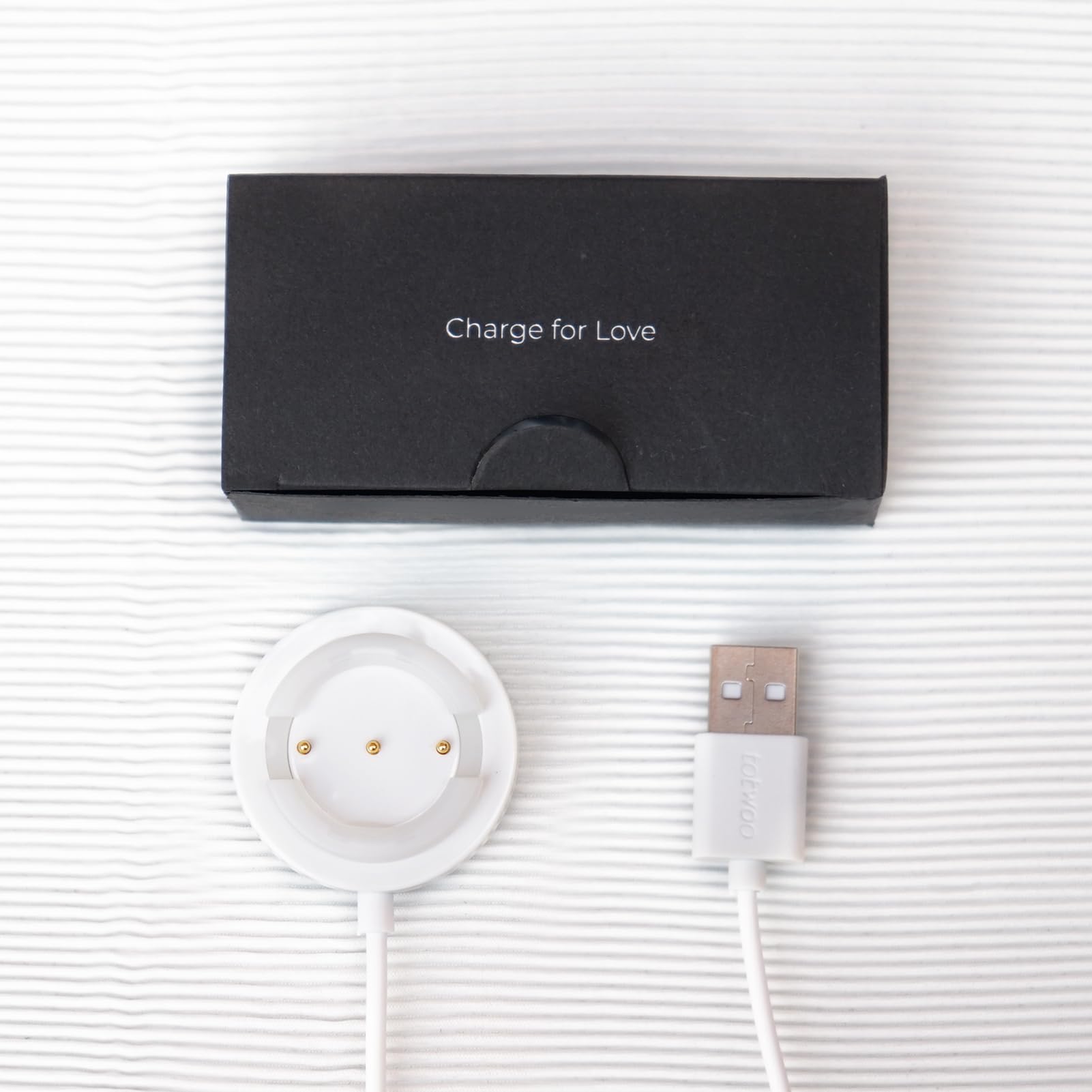 TOTWOO USB-C Ladegerät für Partnerarmbänder – Tragbares Reise-Ladegerät für Smart Armbänder für Fernbeziehungen