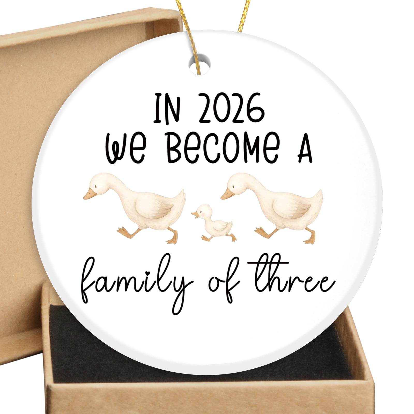 Cadeau futurs parents : ornement céramique premier Noël à trois 2026