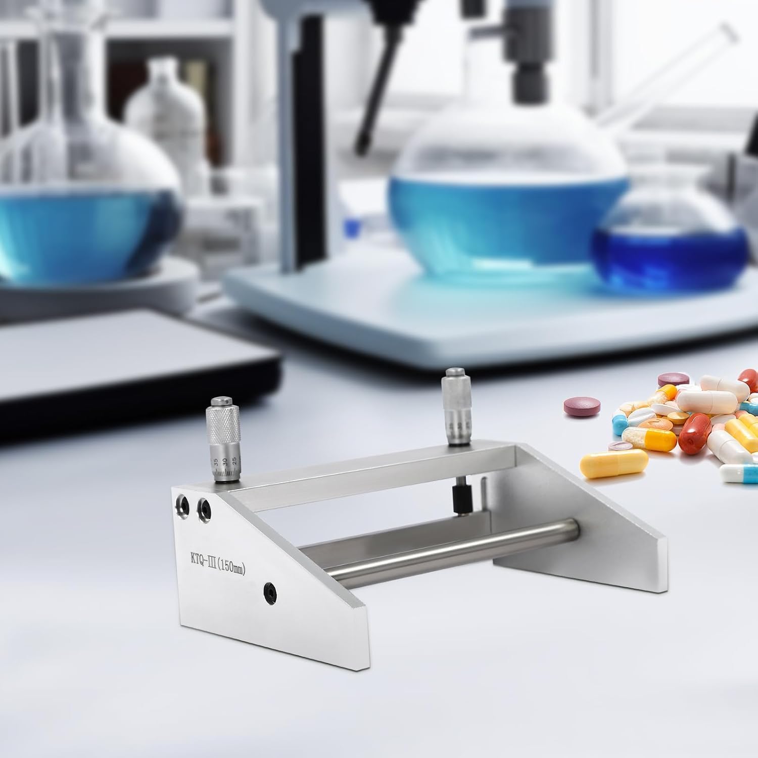 Adjustable Film Applicator, 100mm Effective Coating Width Film Coating Applicator with Storage Case and Magnetic Scraper Design, 0-3500μm Coating Thickness Adjustable, for Lab Coat Tool