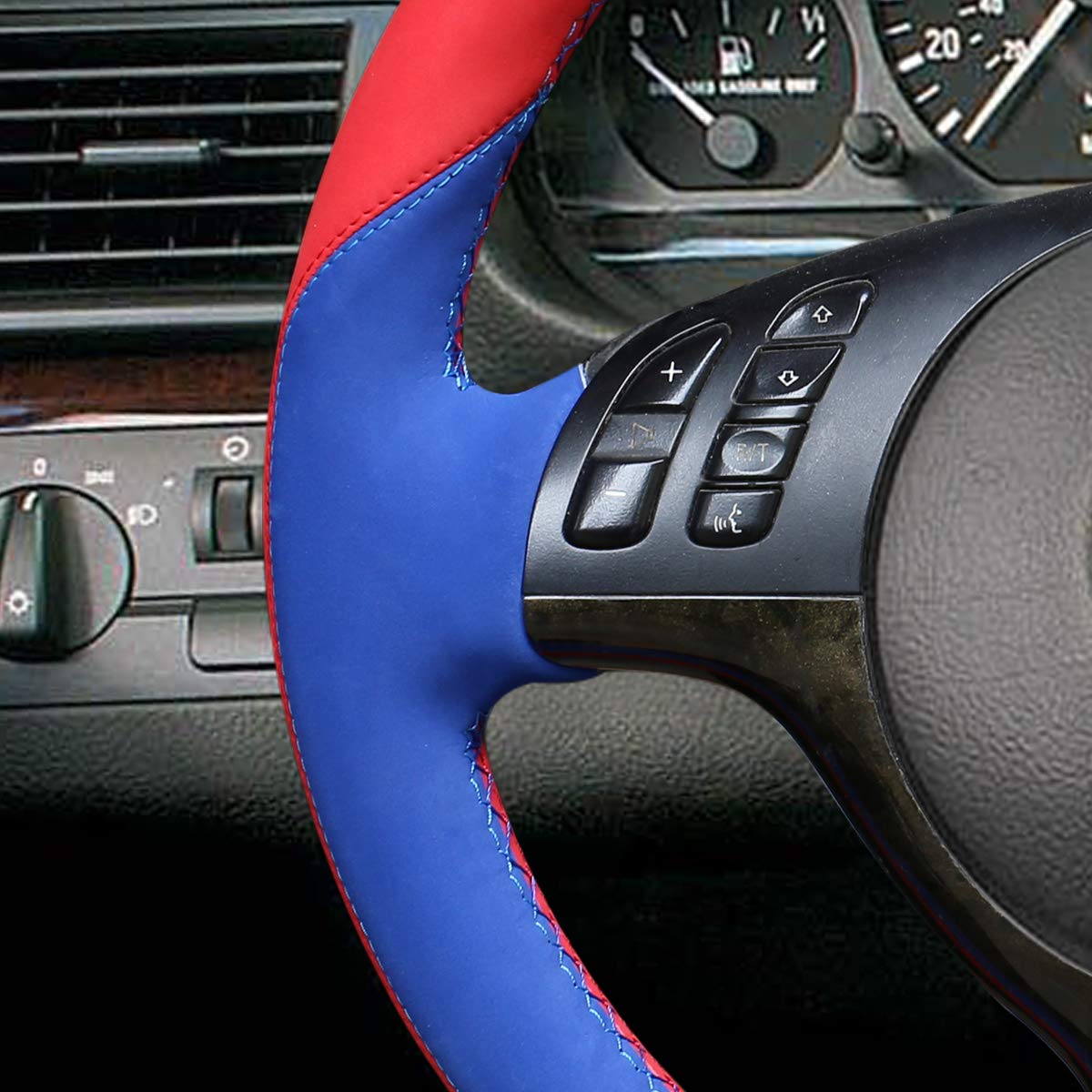 Couvre Volant Voiture pour BMW X5 X5M E53 E70 F15 F95 G05, 2 Pièces Protection de Volant Segmentée en Suède Respirant Antidérapant, Housse de Volant Durable,B Red Couvre Volant Voiture pour BMW X5 X5M E53 E70 F15 F95 G05, 2 Pièces Protection de Volant Segmentée en Suède Respirant Antidérapant, Housse de Volant Durable,B Red